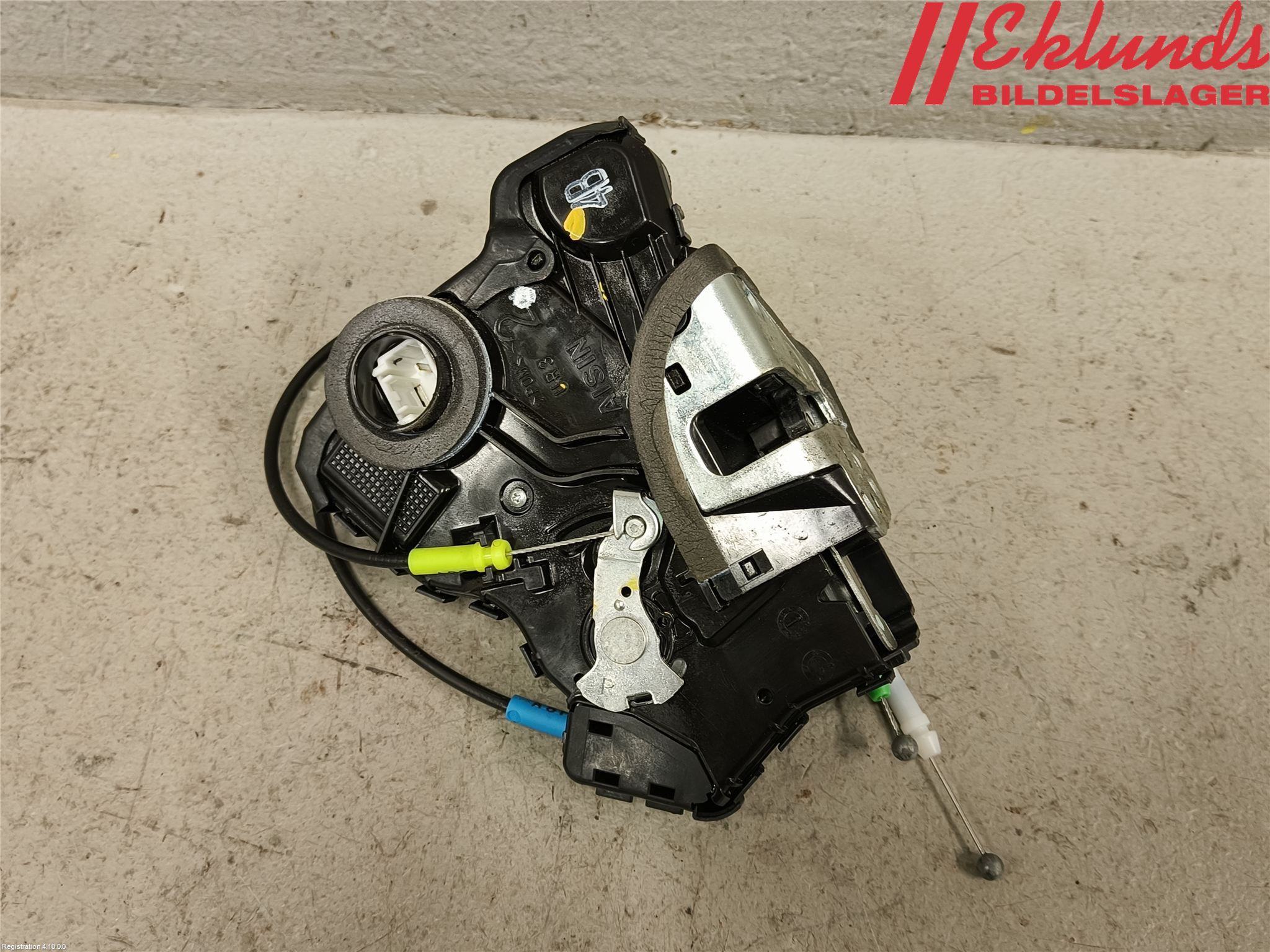 Toyota AURIS 13-19 Låskista-Dörrlås