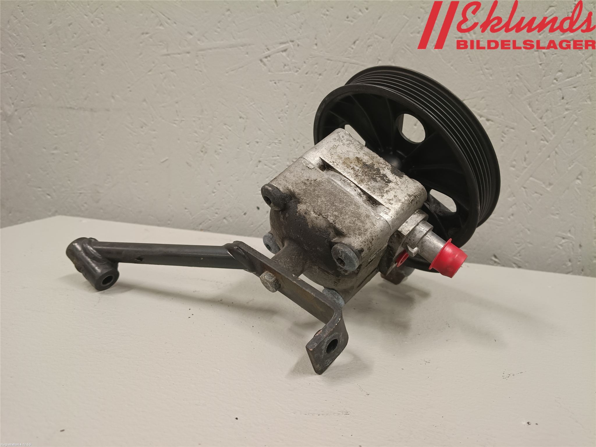 Volvo XC70 05-07 Styrservopump