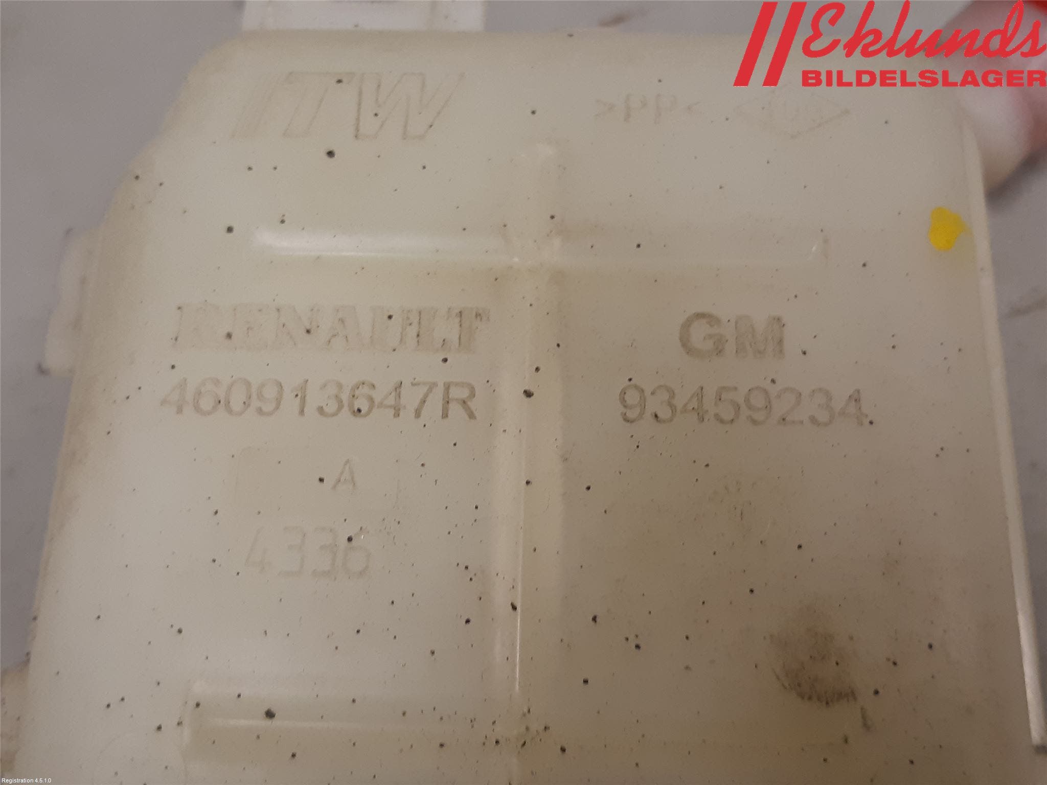 Opel VIVARO 15-19 Bromsvätskebehållare