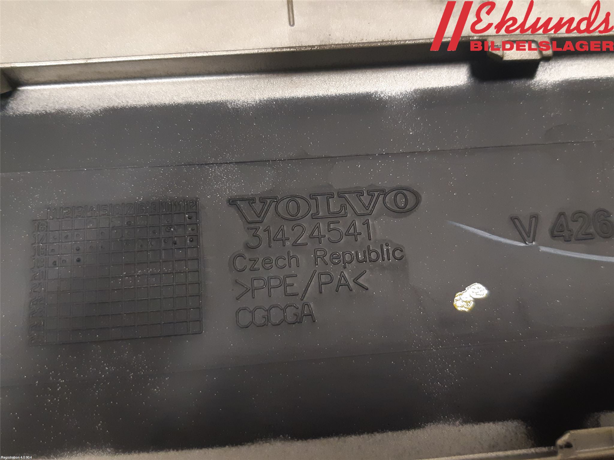 Volvo XC60 18- Tanklucka