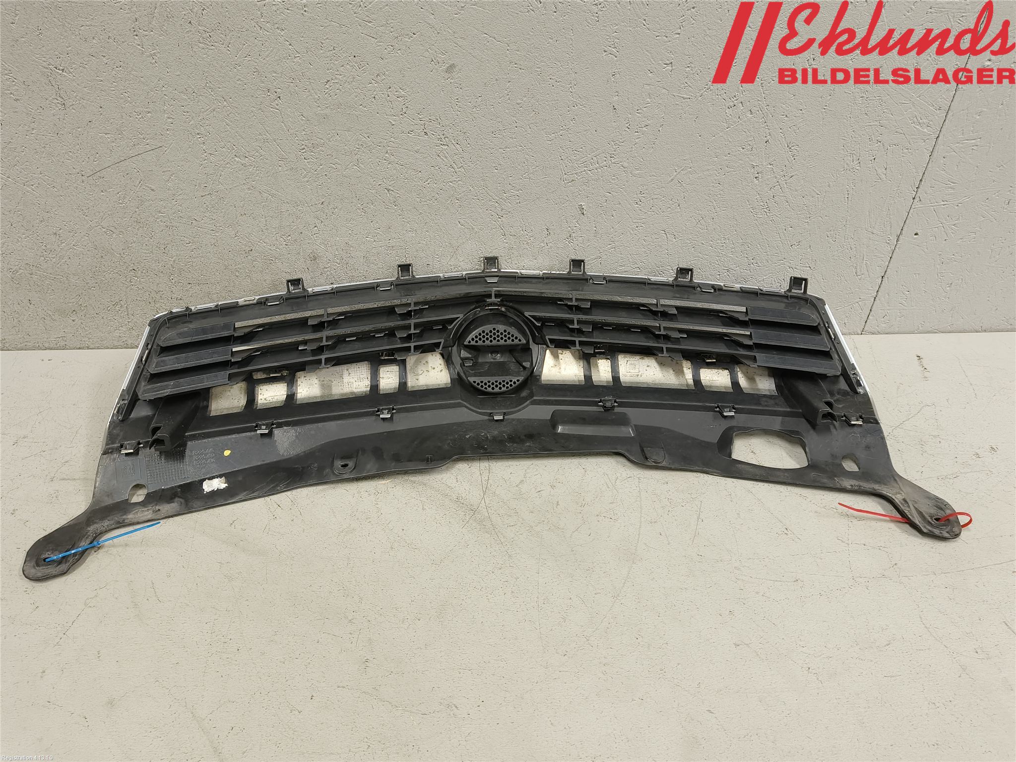 Opel ASTRA J 10-15 Grill Komp