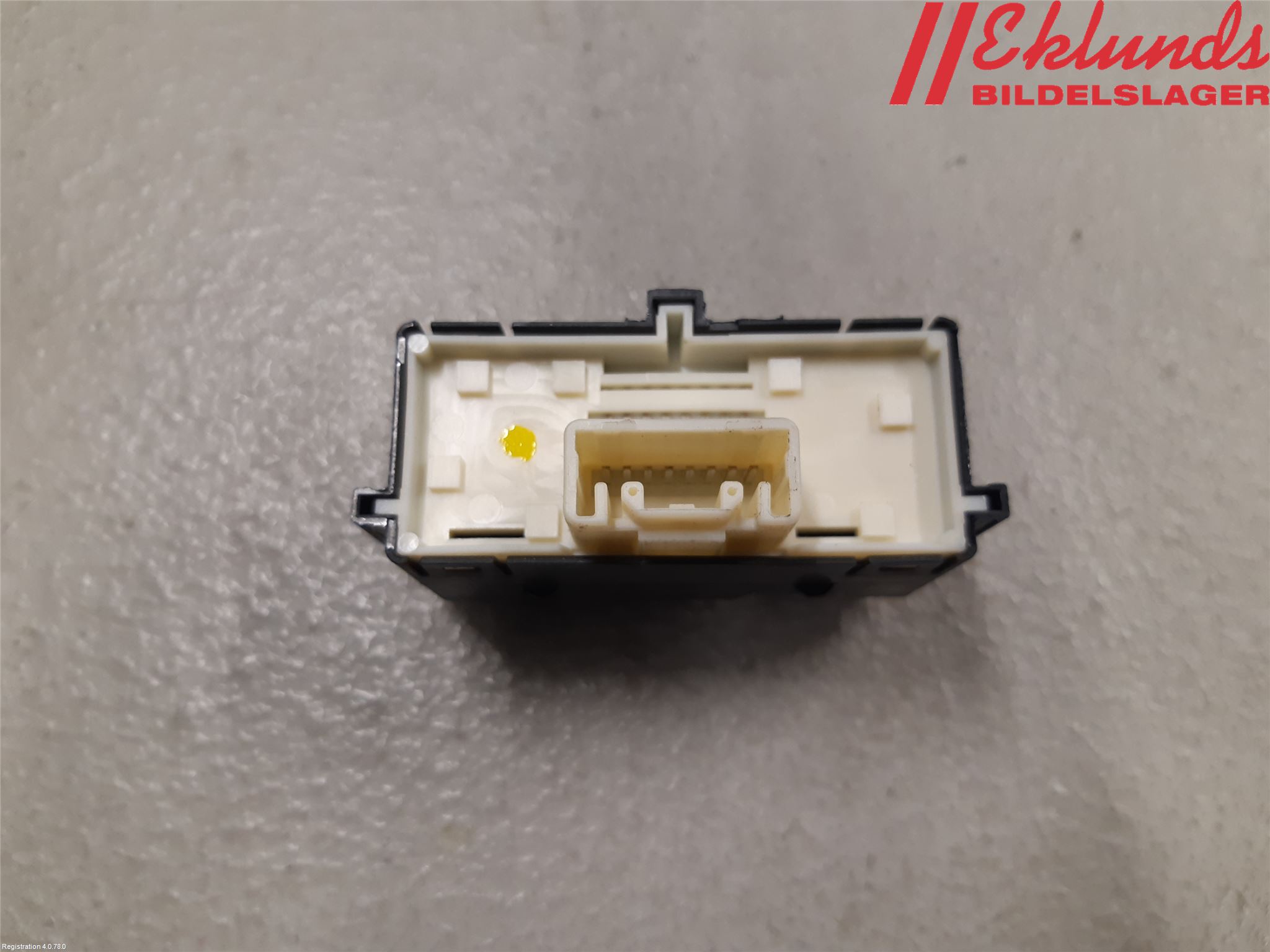 Toyota AURIS 13-19 Strömställare Multifunktion