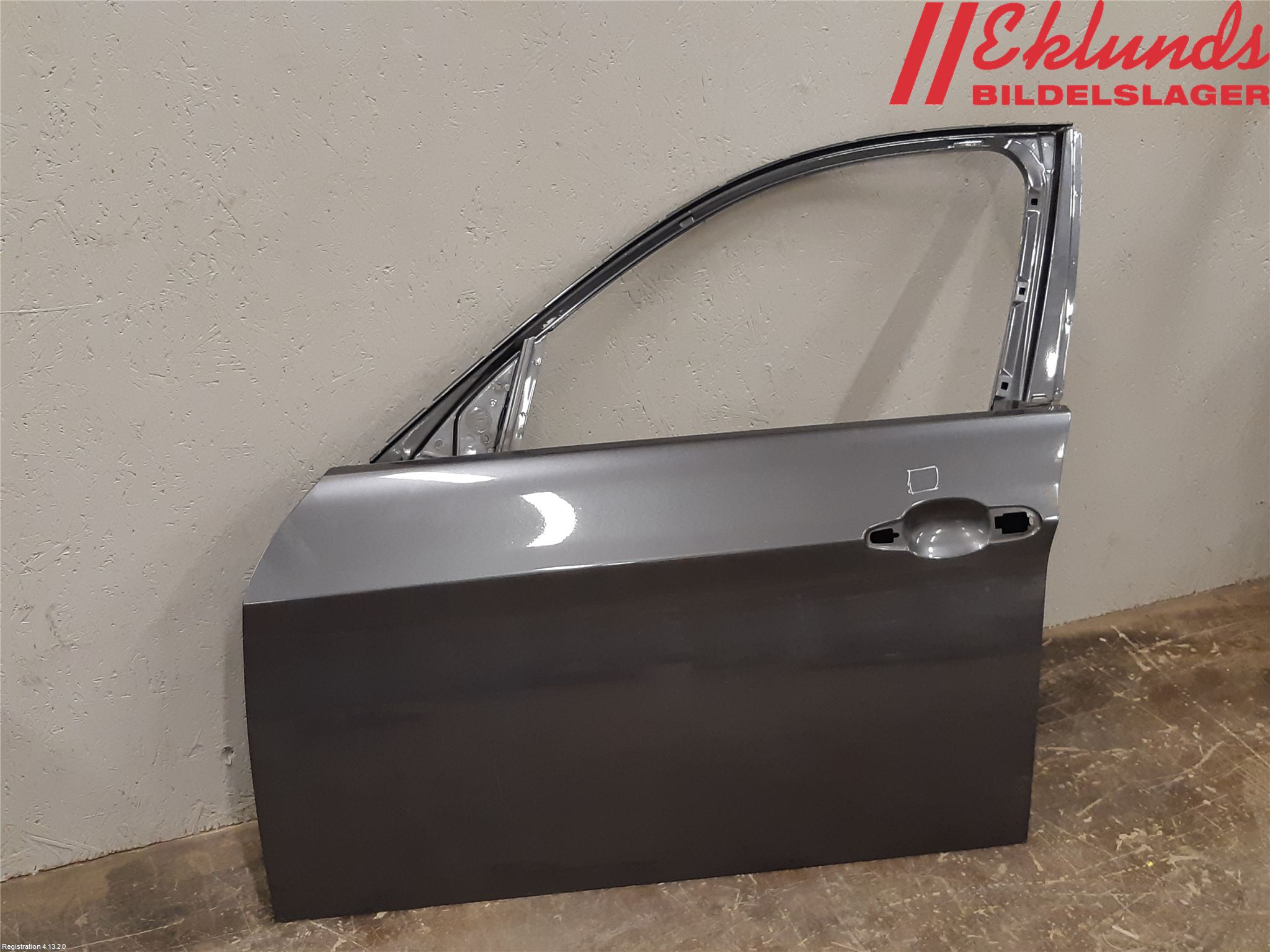 BMW 3 E90/91 SED/TOU 05-12 Dörr Fram Vänster