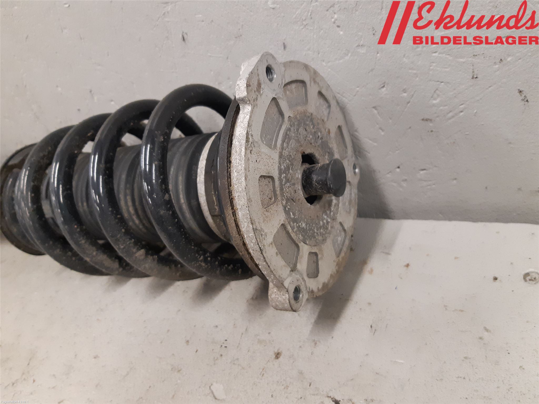 Volvo V60 19- Fjäderben Fram Vänster