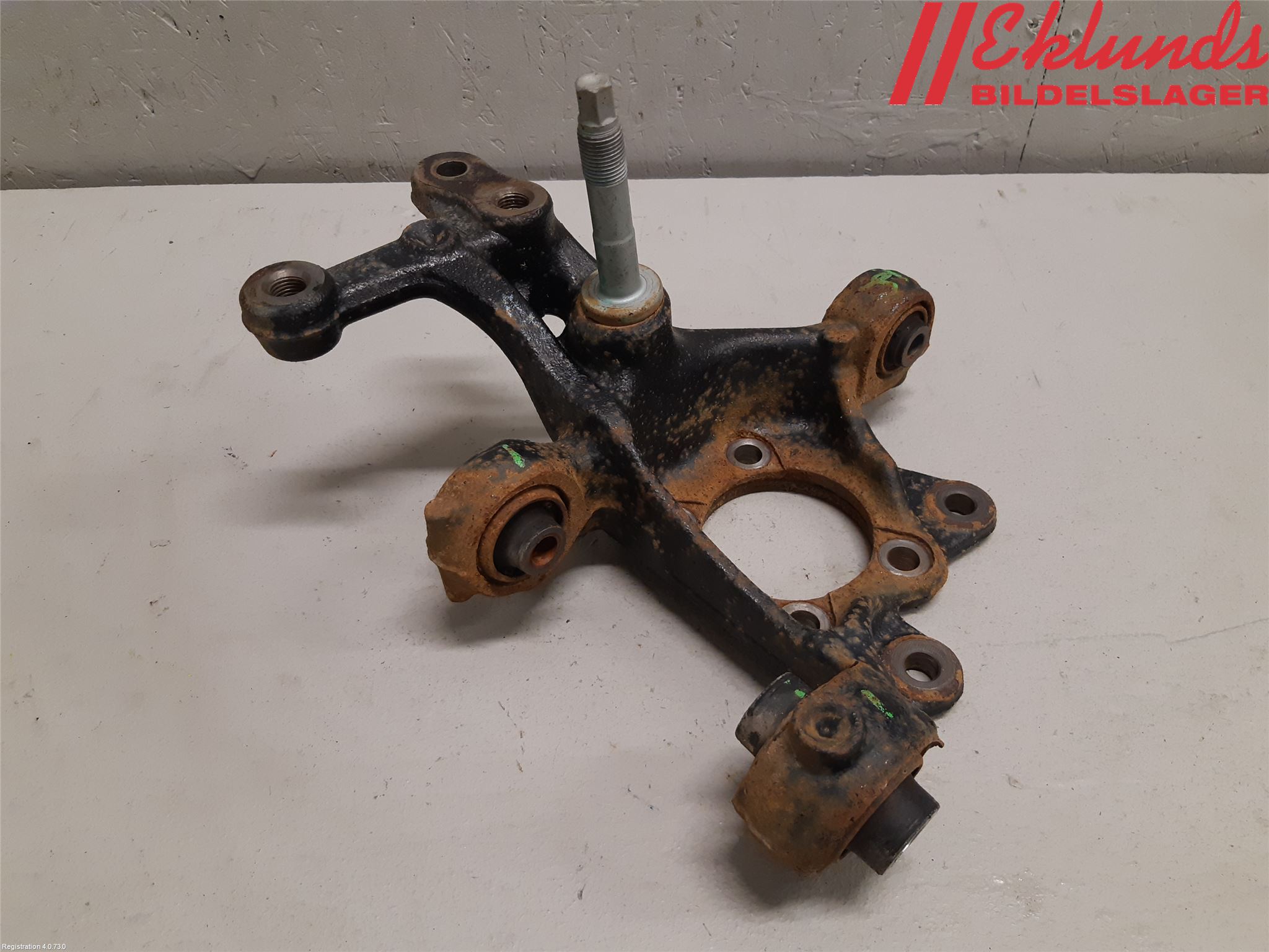 Toyota COROLLA 19- Hjullagerhus-Spindel Hö B