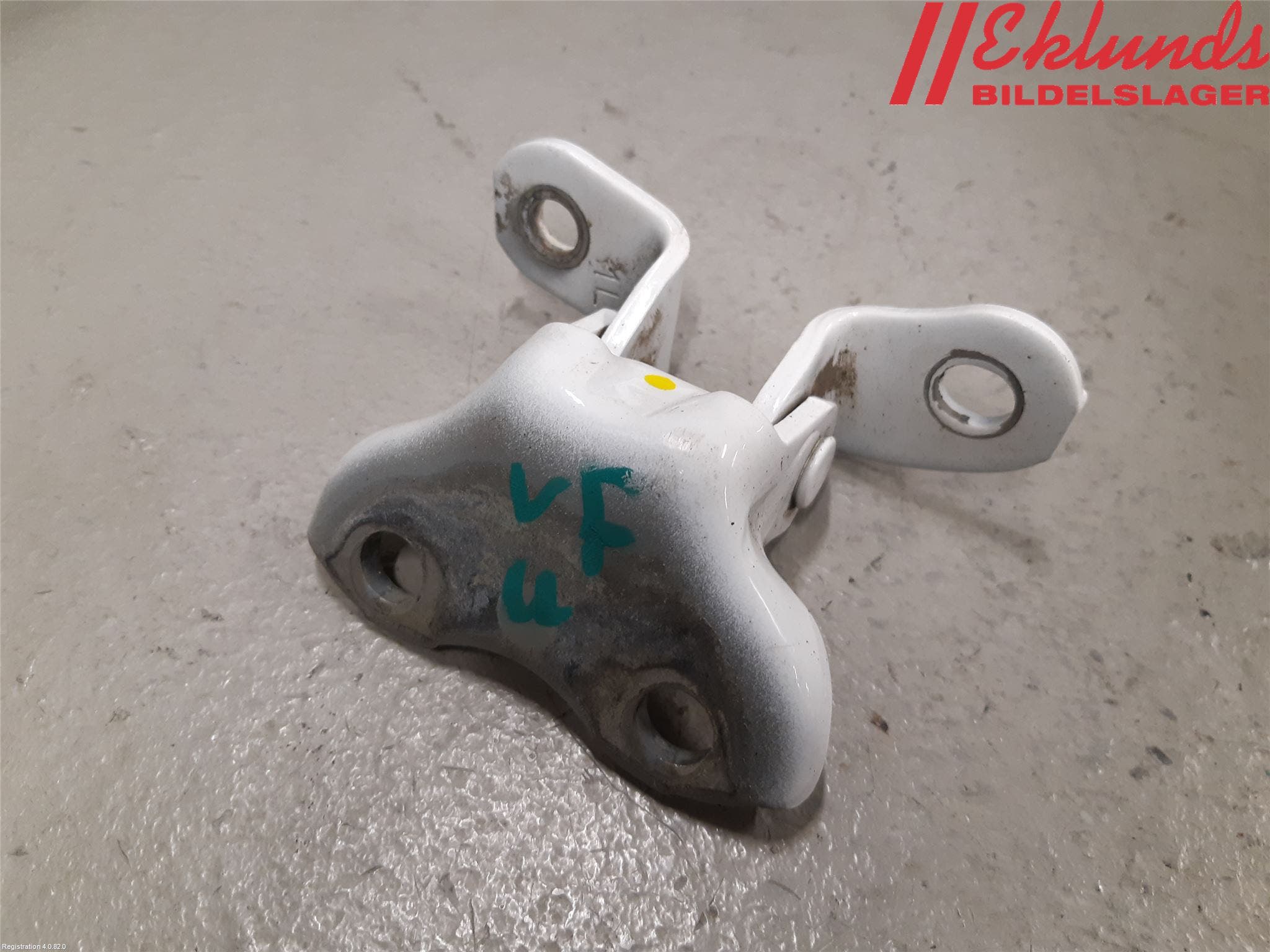 Toyota YARIS XP130 15-20 Dörrgångjärn