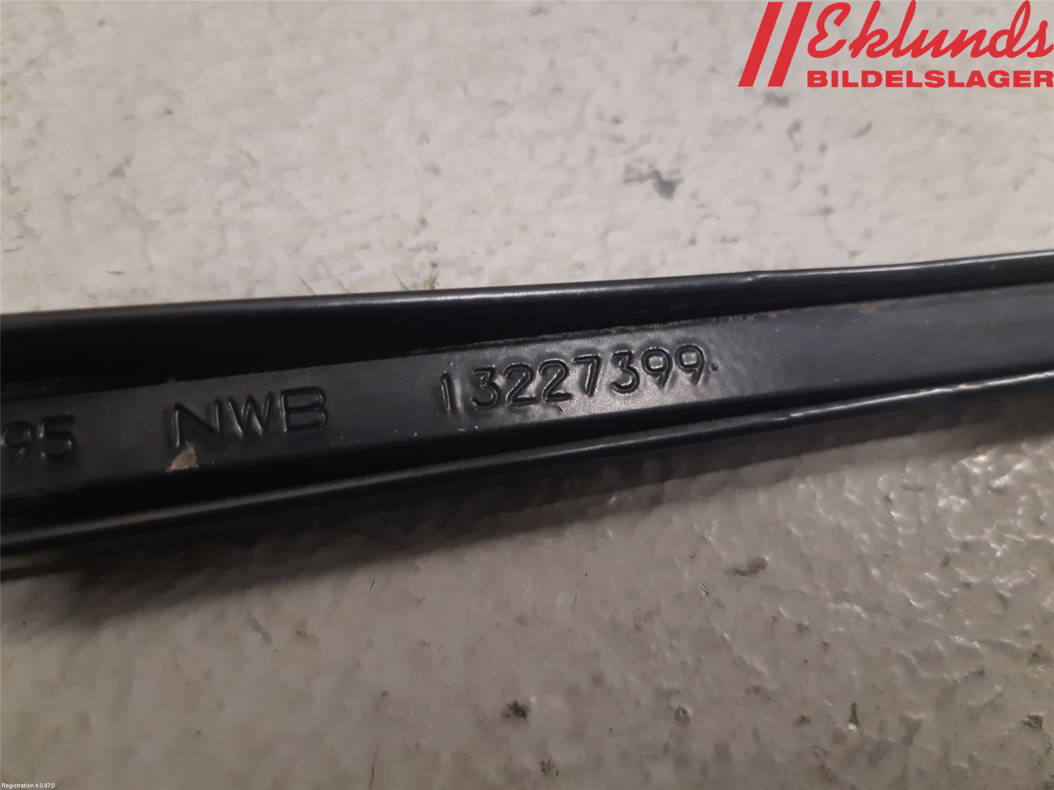 Opel INSIGNIA 09-16 Torkararm Armar Vindruta