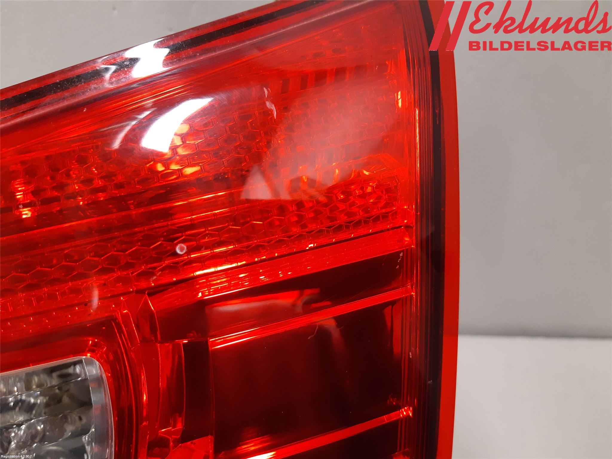Subaru OUTBACK 10-15 Bakljus Lucka Hö