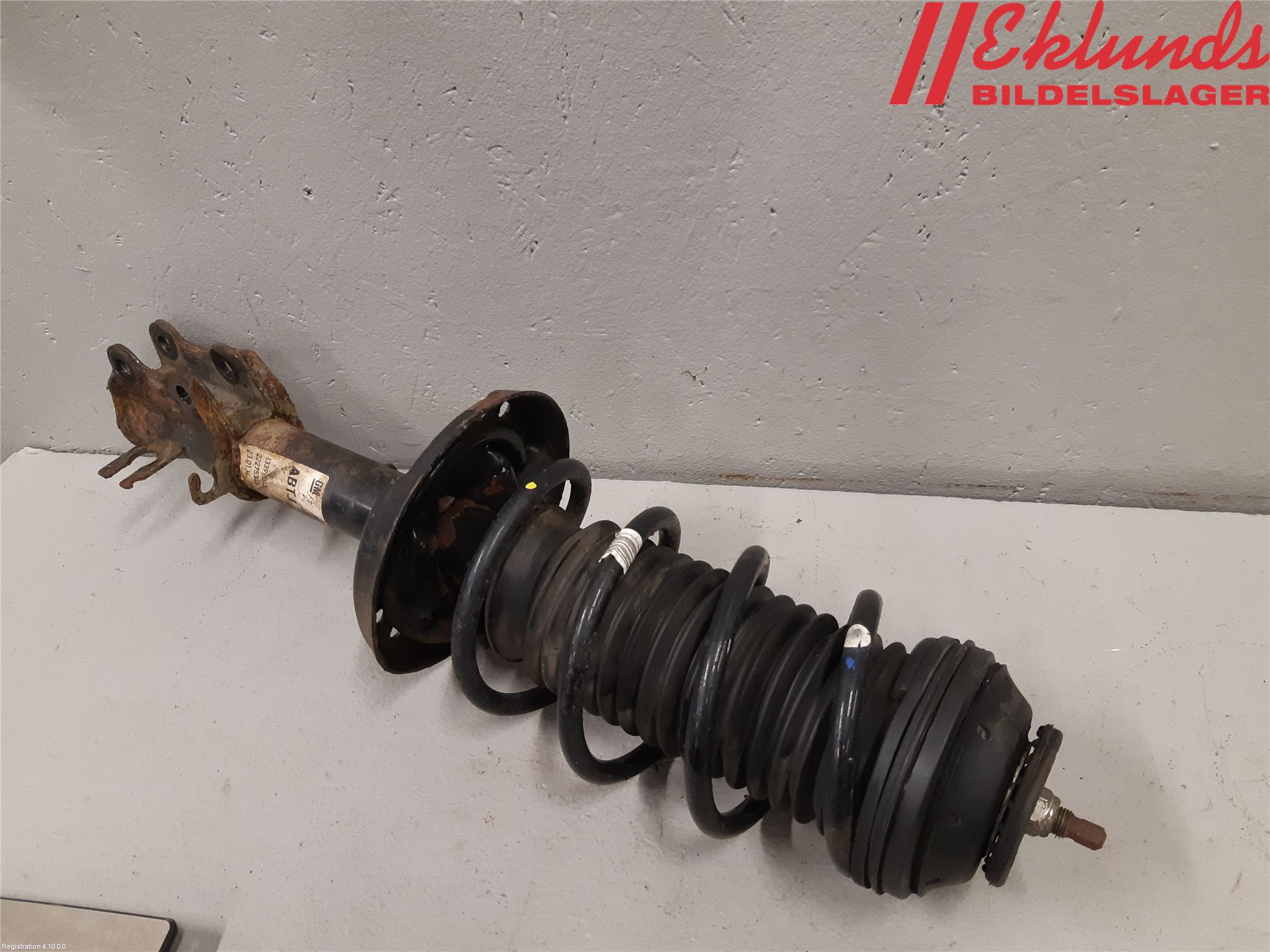 Opel CORSA D 07-14 Fjäderben Fram Höger