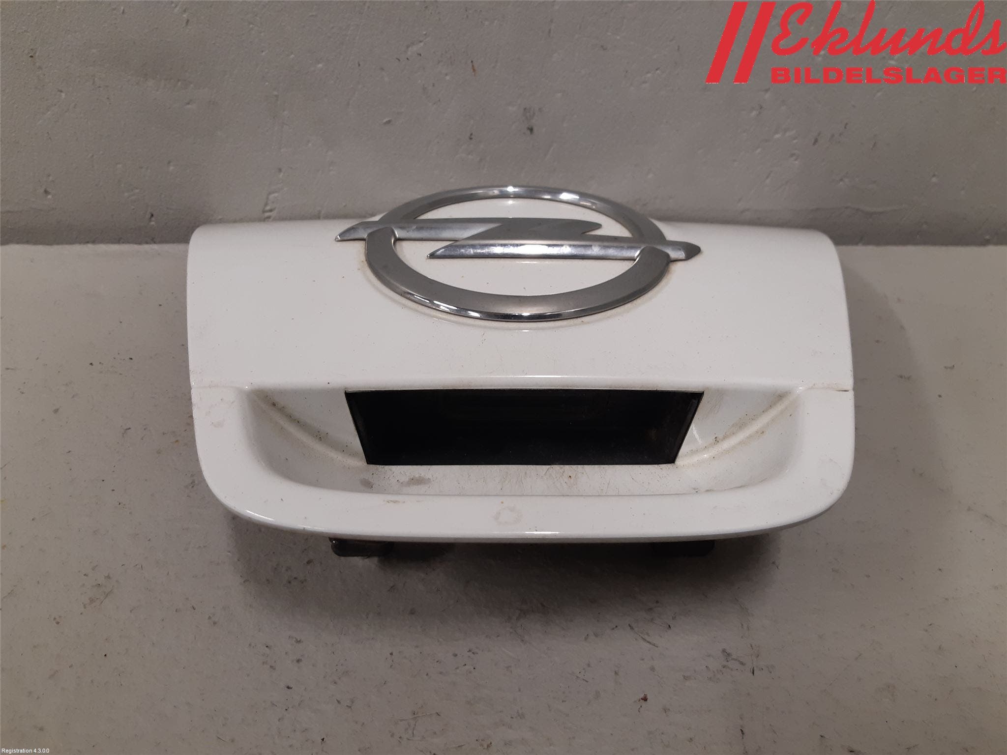 Opel ASTRA J 10-15 Bakluckehandtag