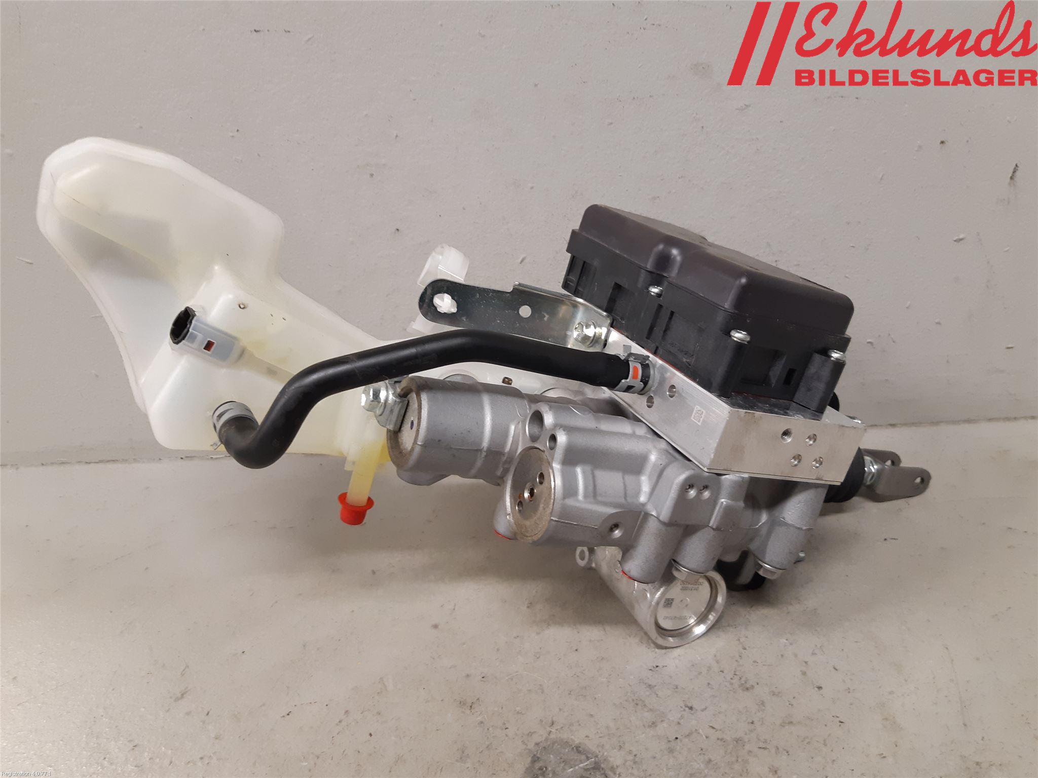 Toyota COROLLA 19- Bromsservo