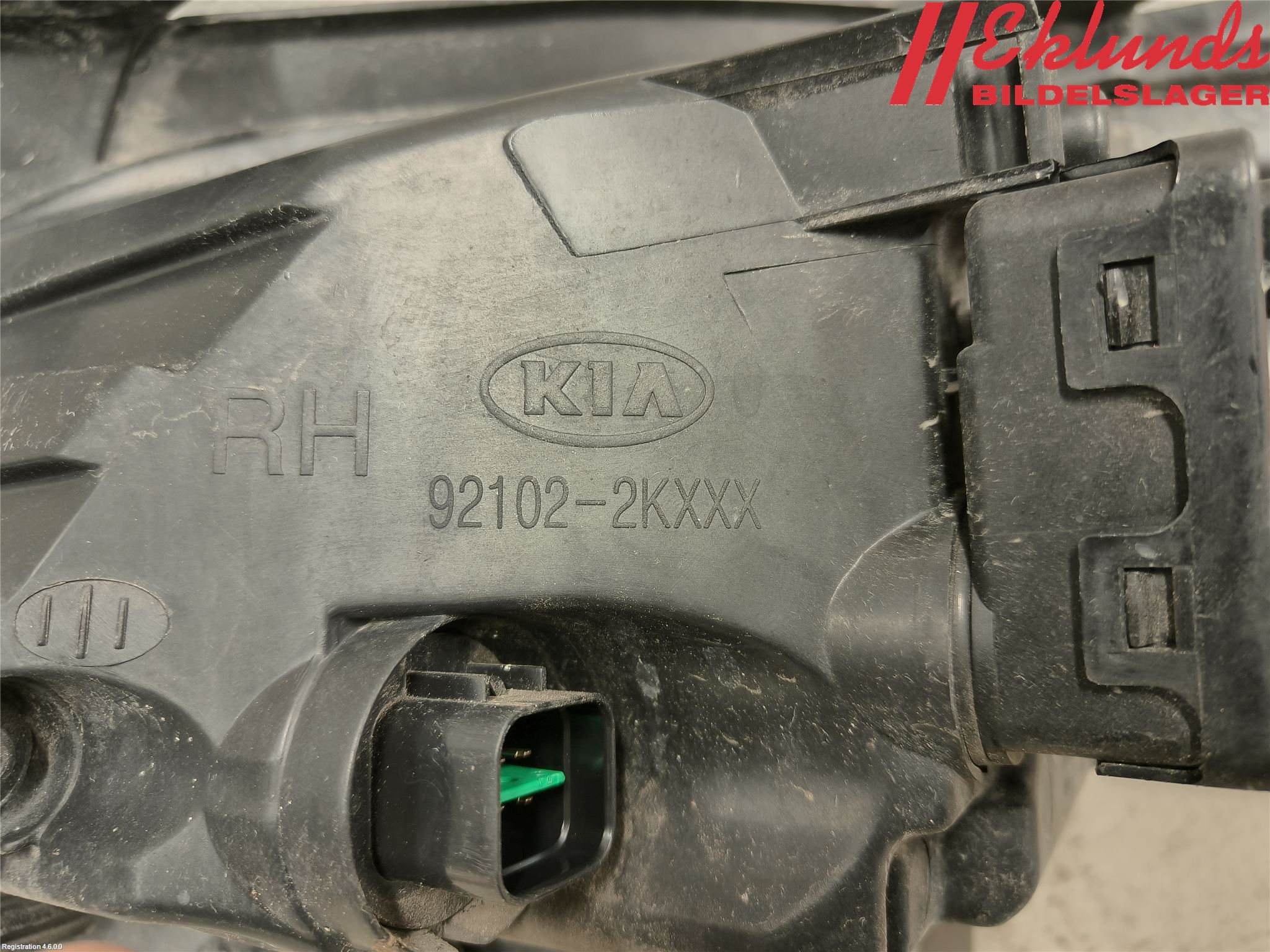 Kia SOUL 09- Strålkastare Höger