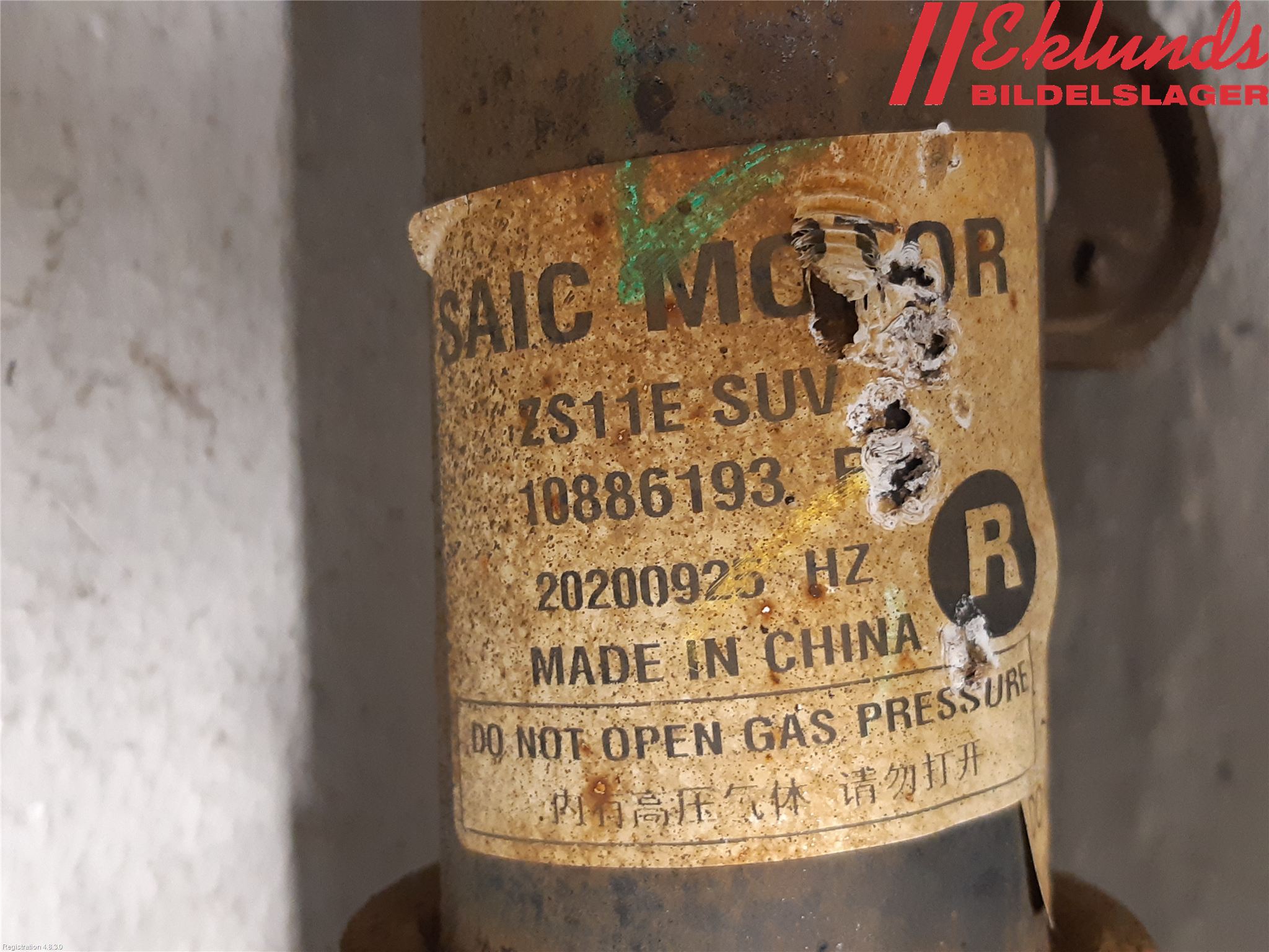 MG ZS EV 20- Fjäderben Fram Höger