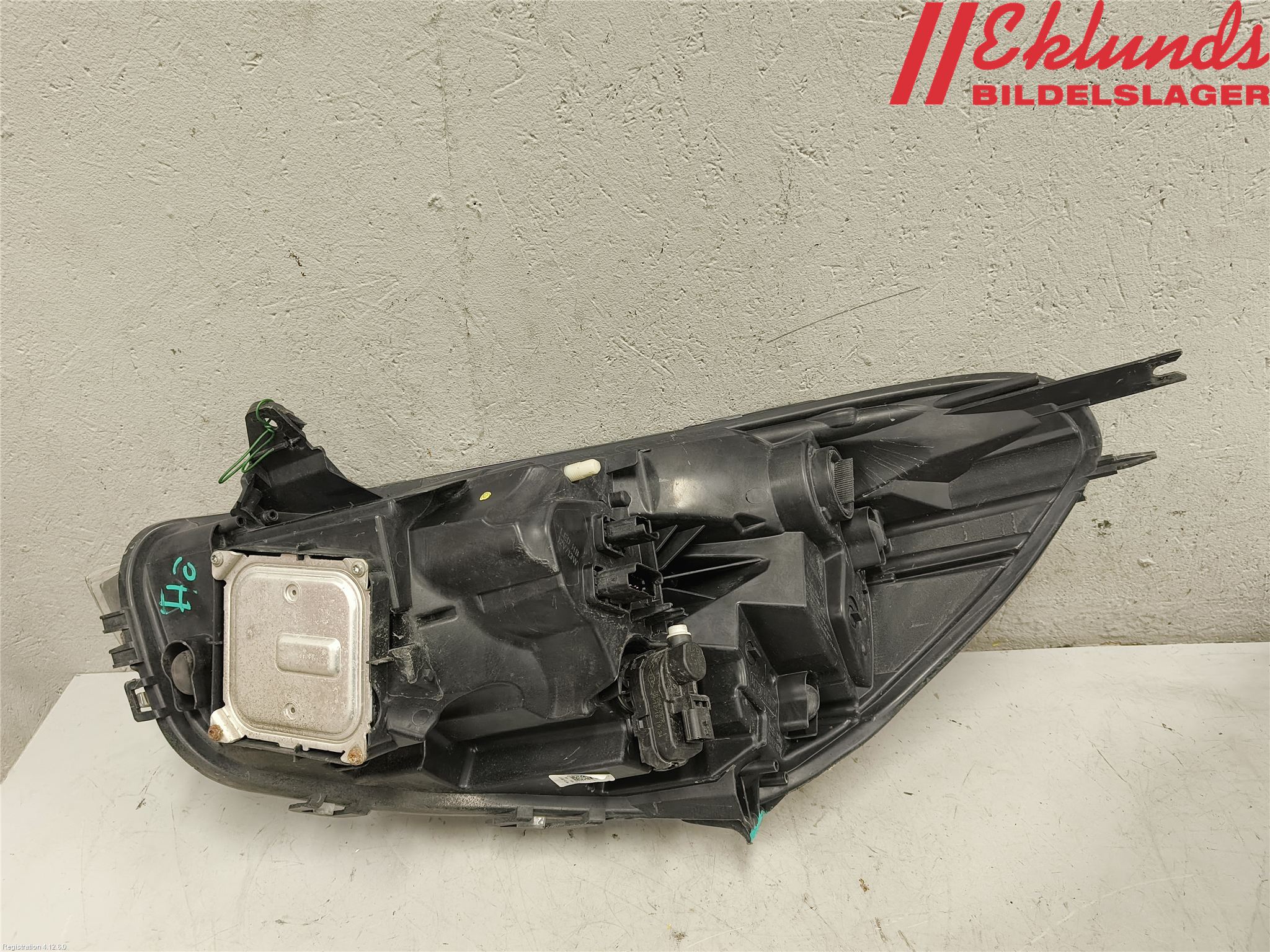 Renault CLIO IV 16-19 Strålkastare Höger