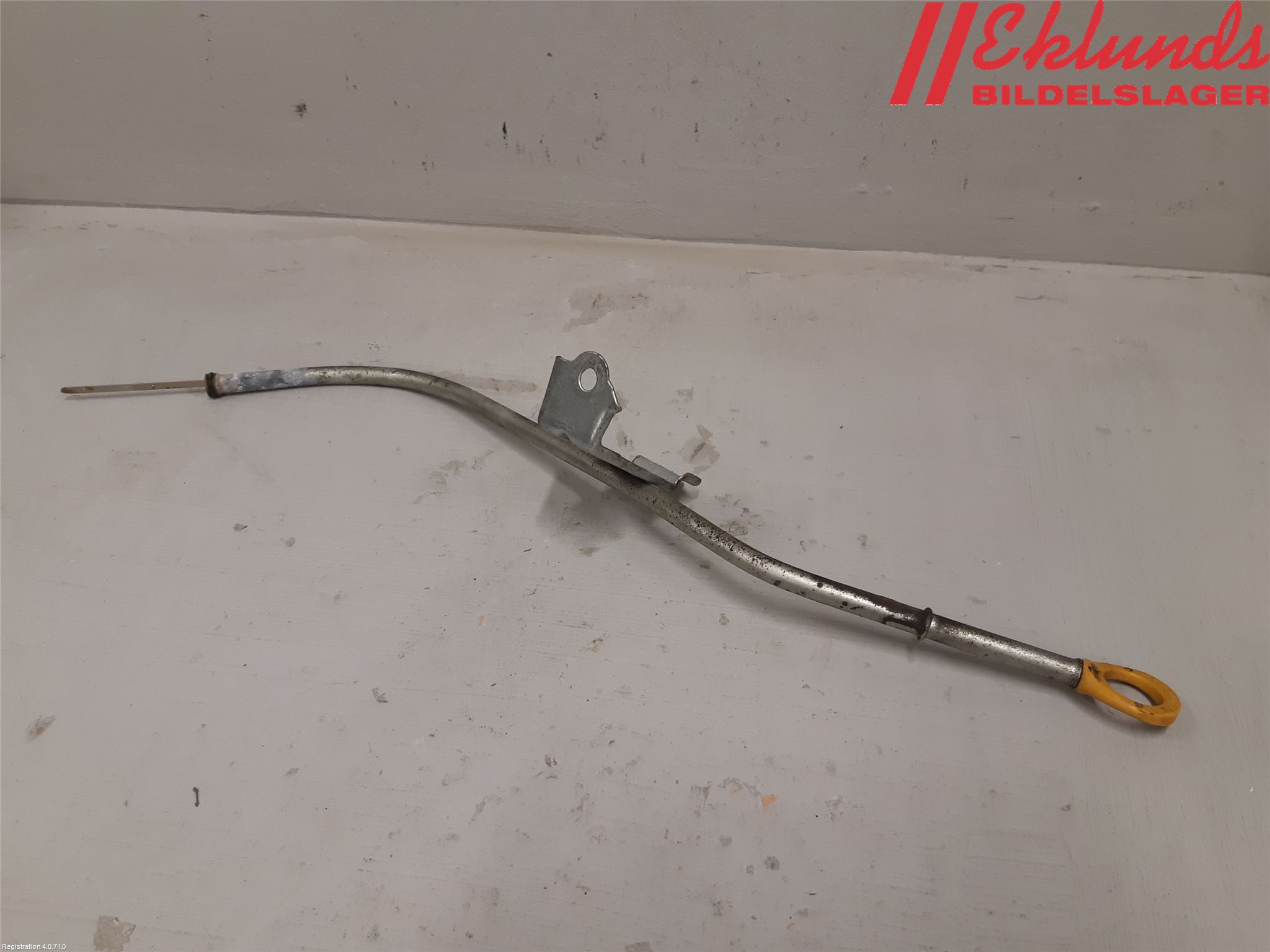 Toyota AURIS 13-19 Oljesticka