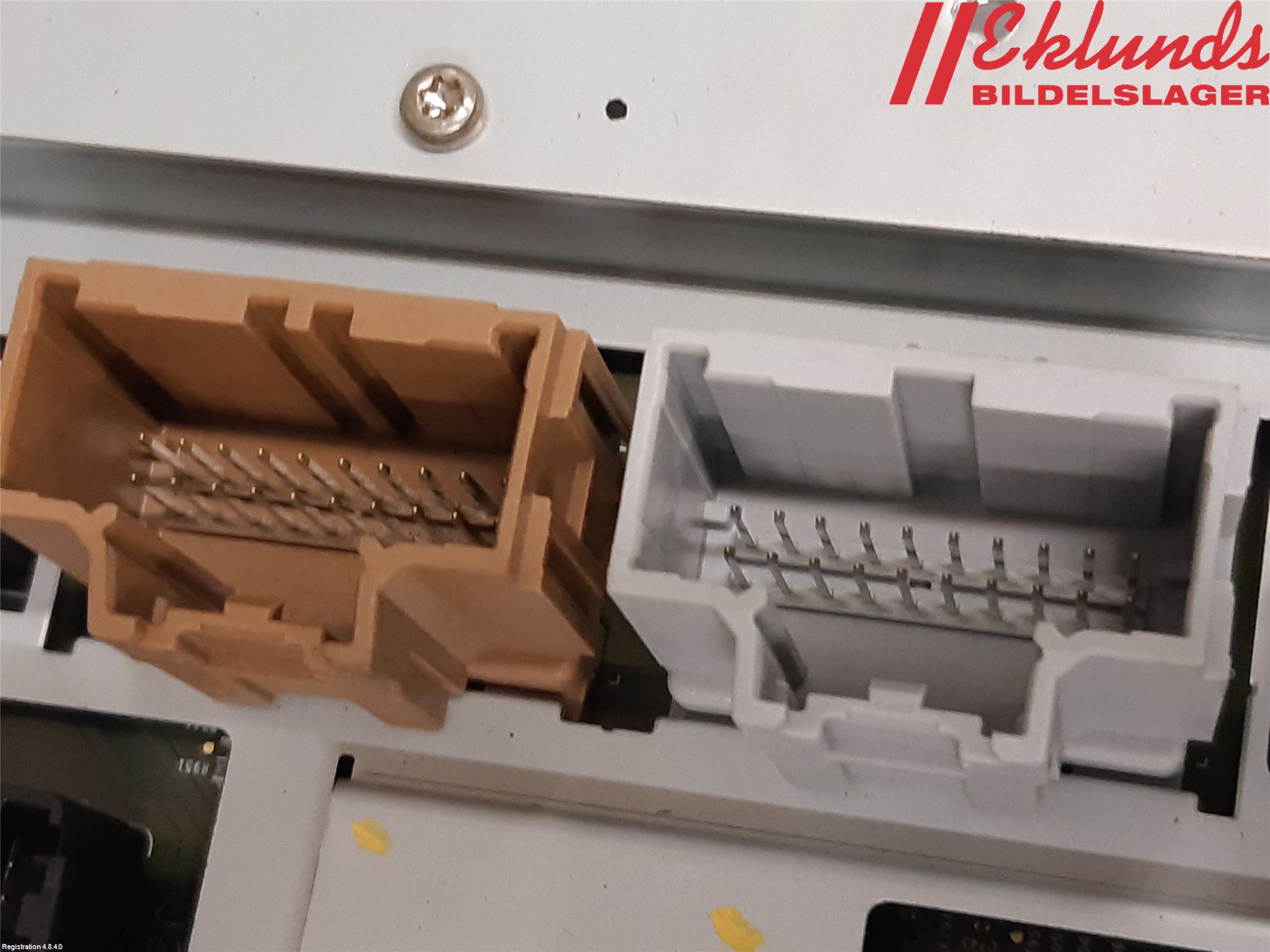 Tesla MODEL X 16- Multifunktionsdisplay