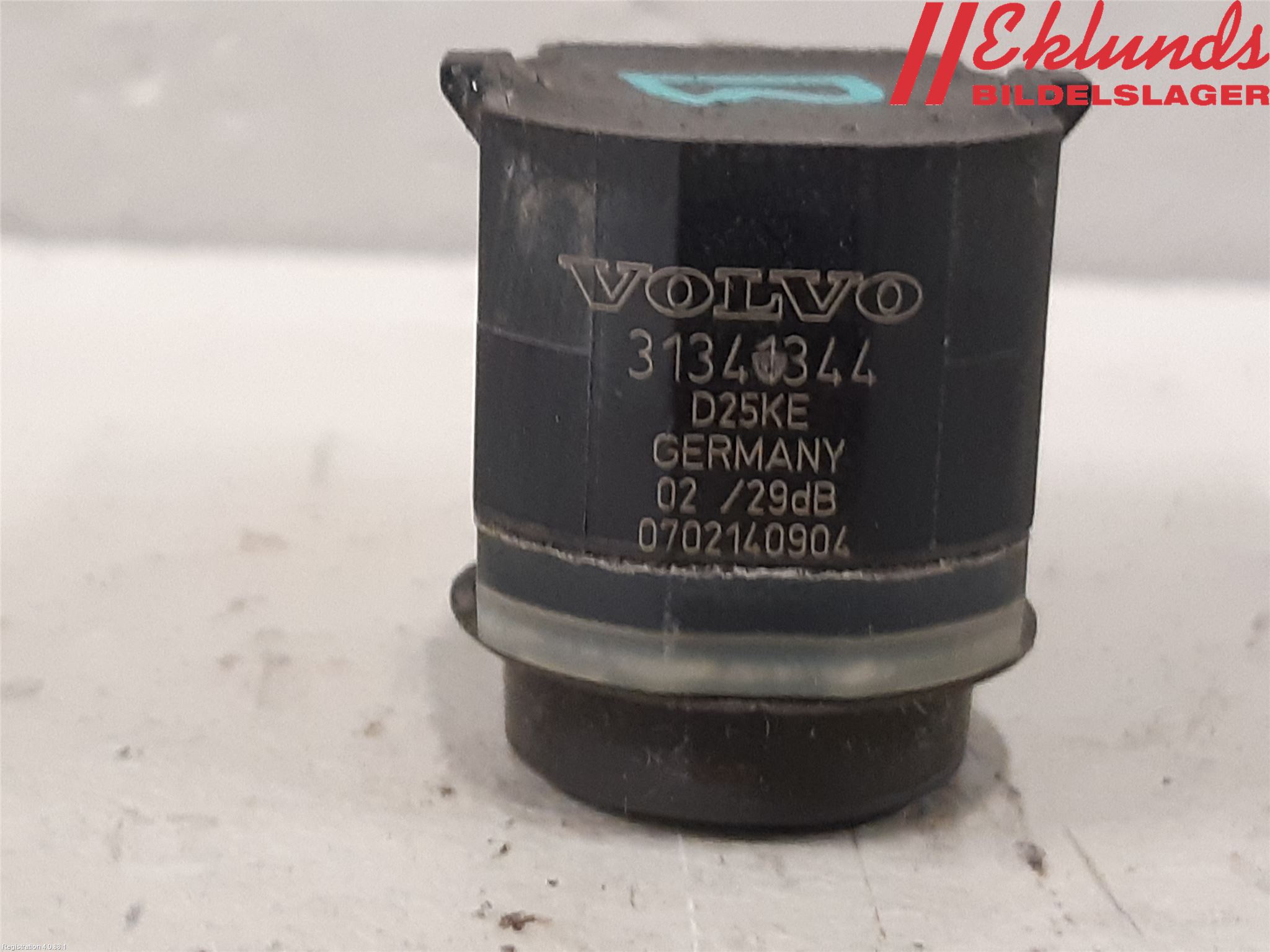 Volvo V40 12-19 Parkeringshjälp Backsensor