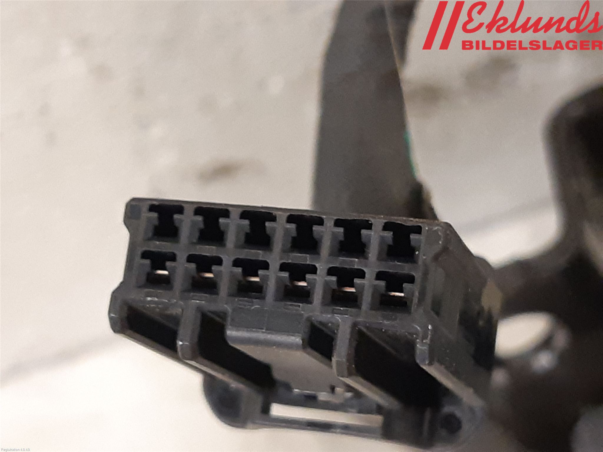 Tesla MODEL X 16- Gasfjäder Övrigt