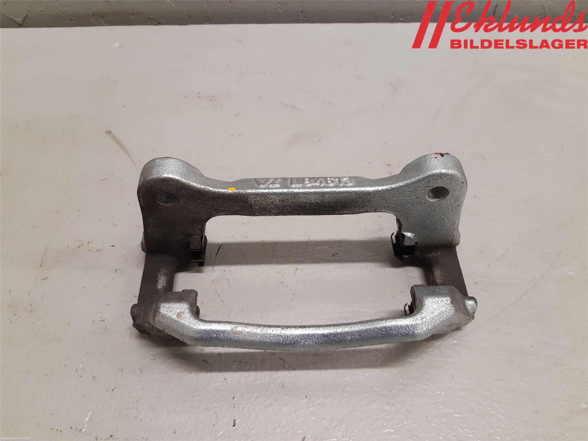 Toyota COROLLA 19- Bromsokshållare