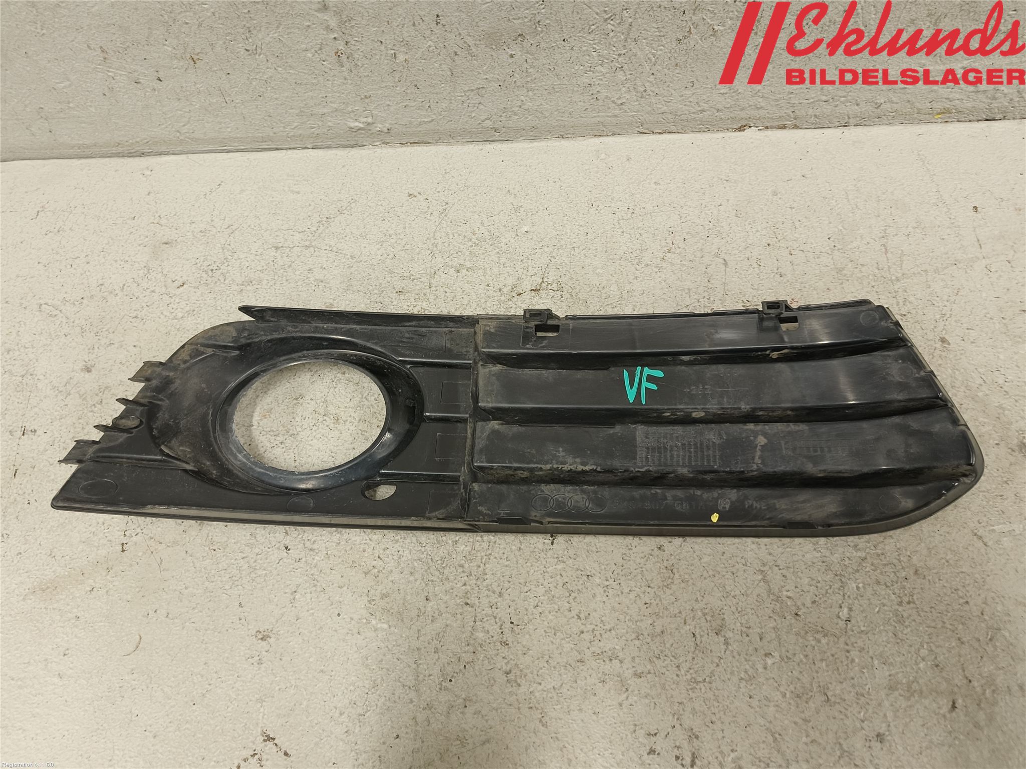 Audi A4/S4 08-11 Dimljussarg Fram