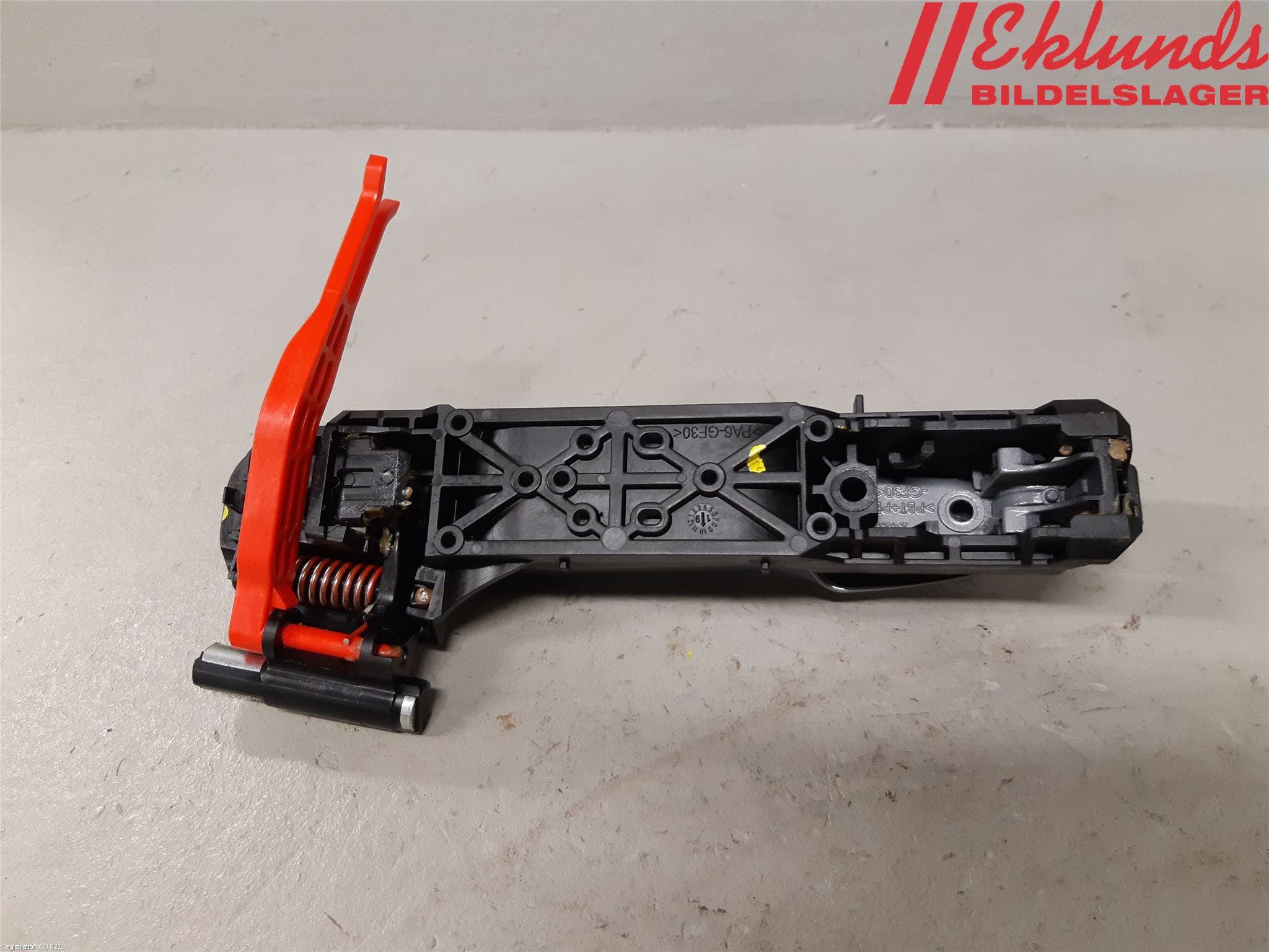 Toyota YARIS XP130 15-20 Dörrhandtag Yttre Hö