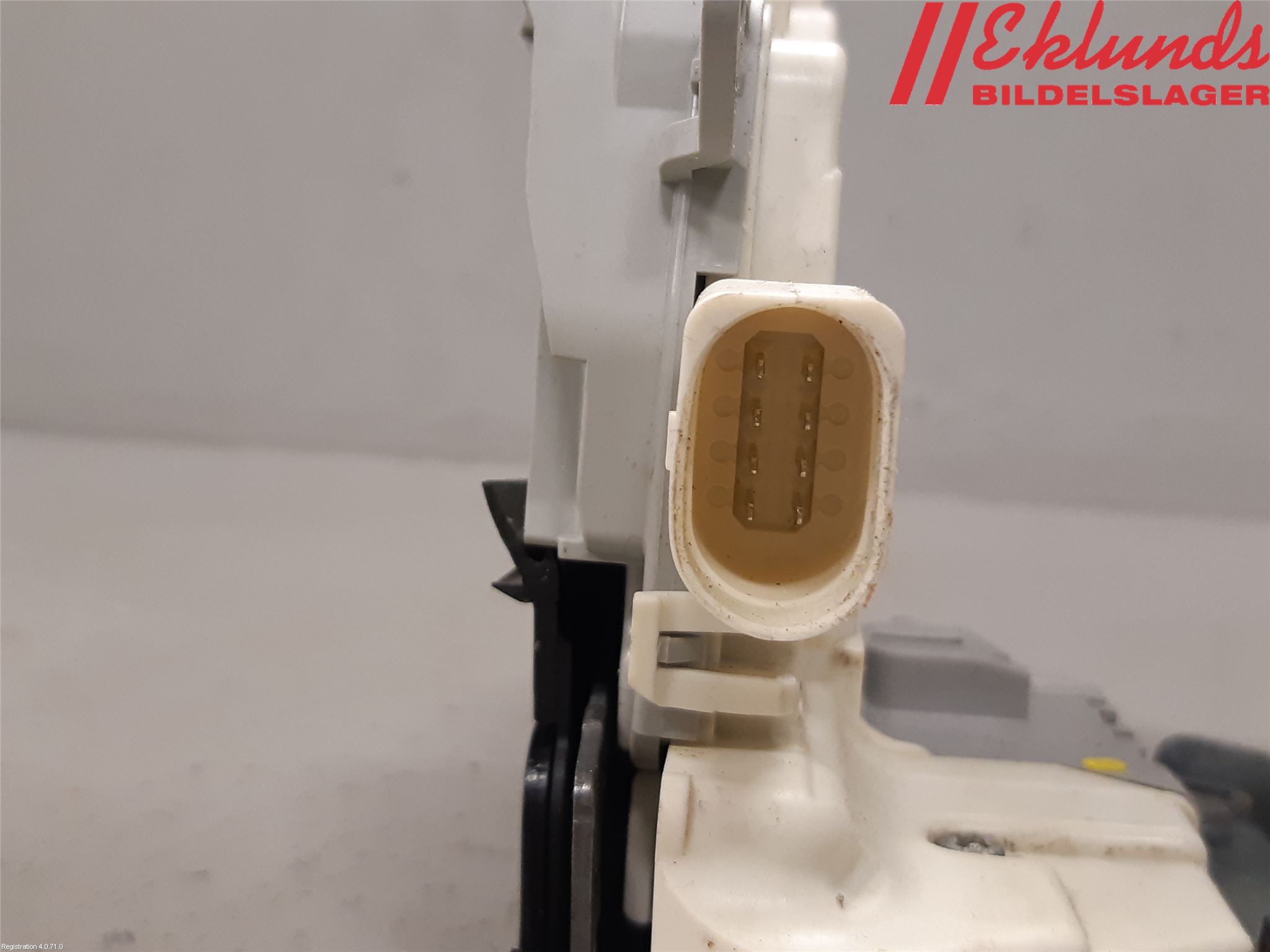 Audi A6 ALLROAD 12-18 Låskista-Dörrlås