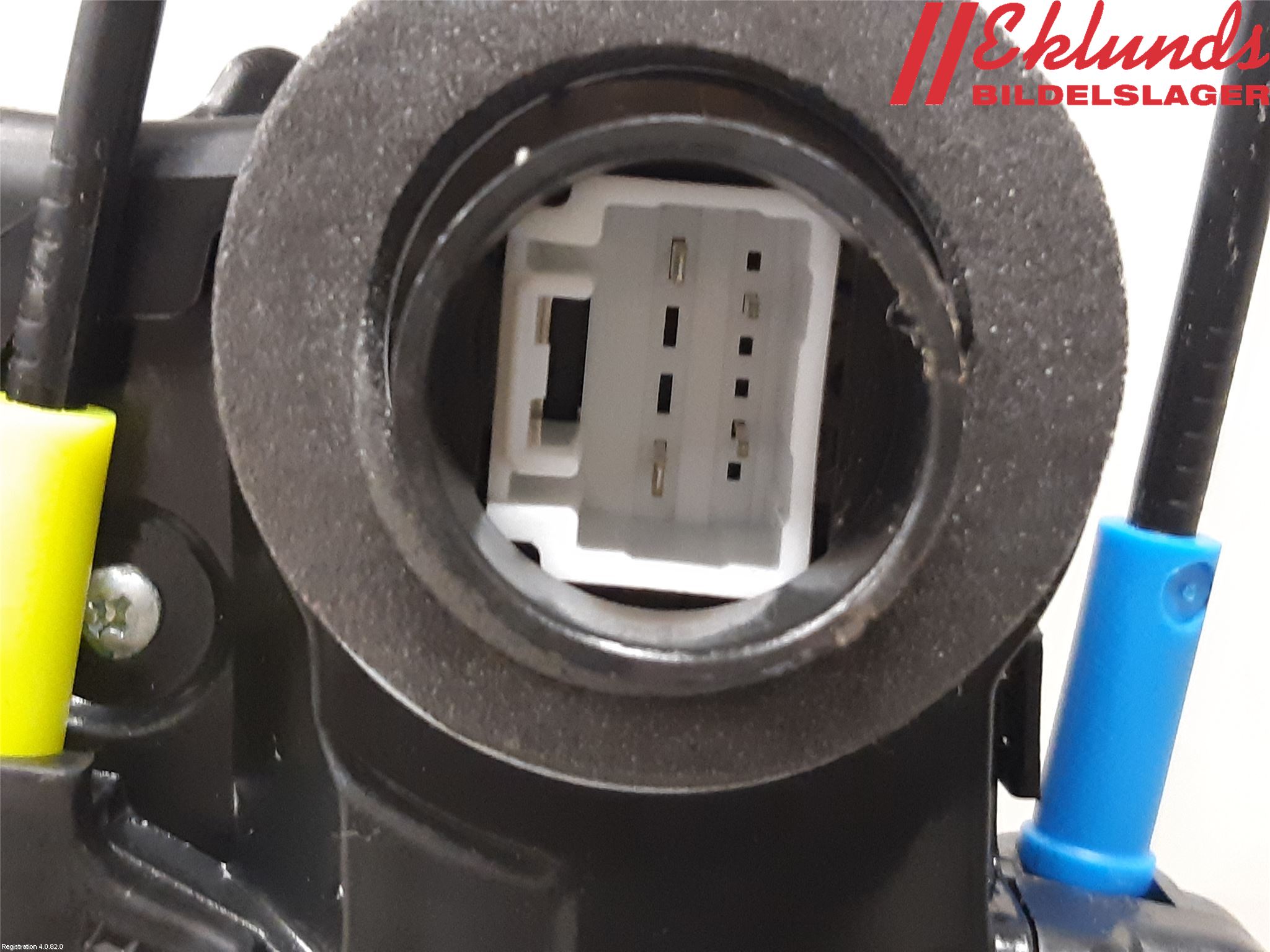 Toyota COROLLA 19- Låskista-Dörrlås