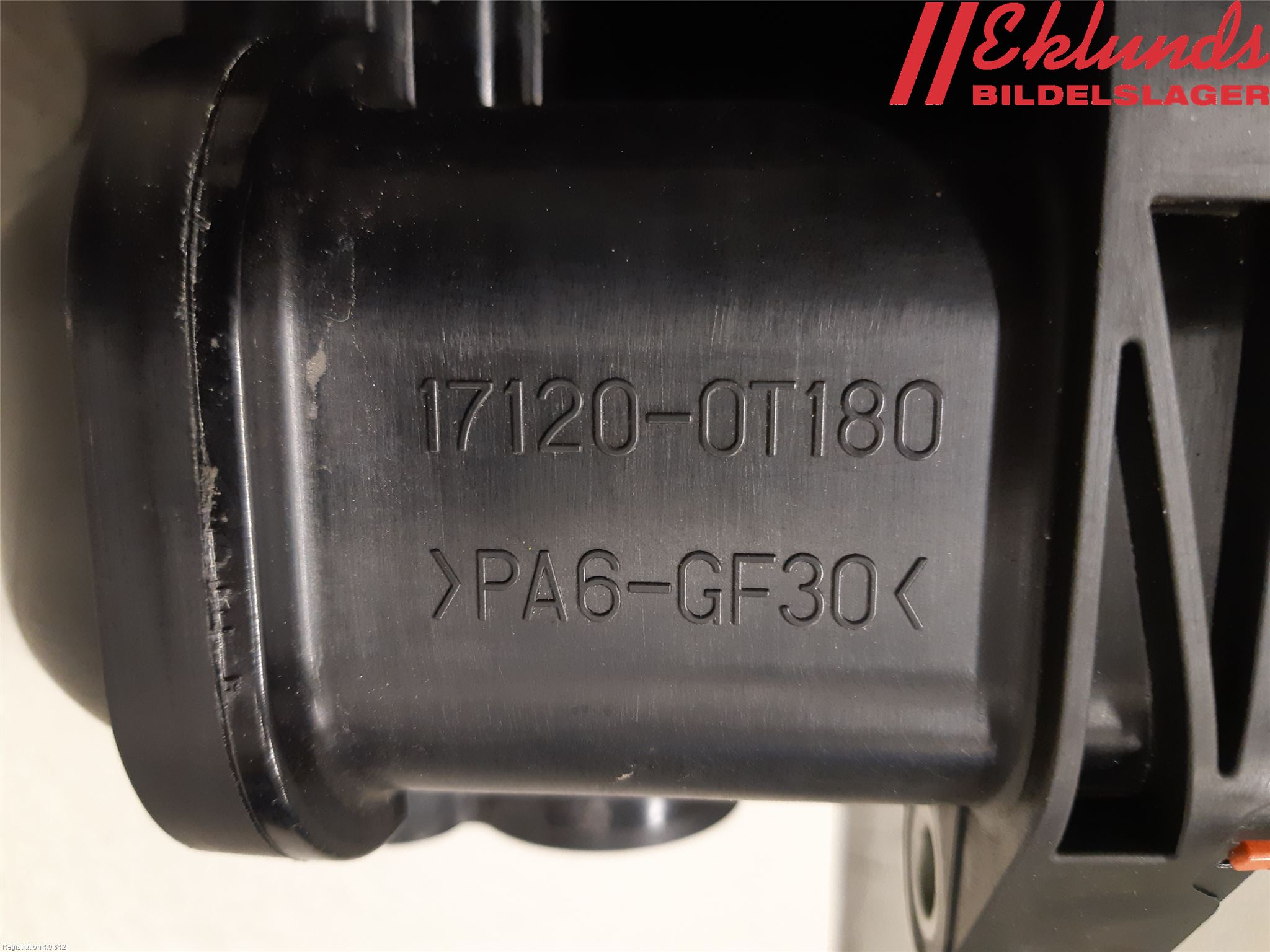 Toyota COROLLA 19- Grenrör Insug