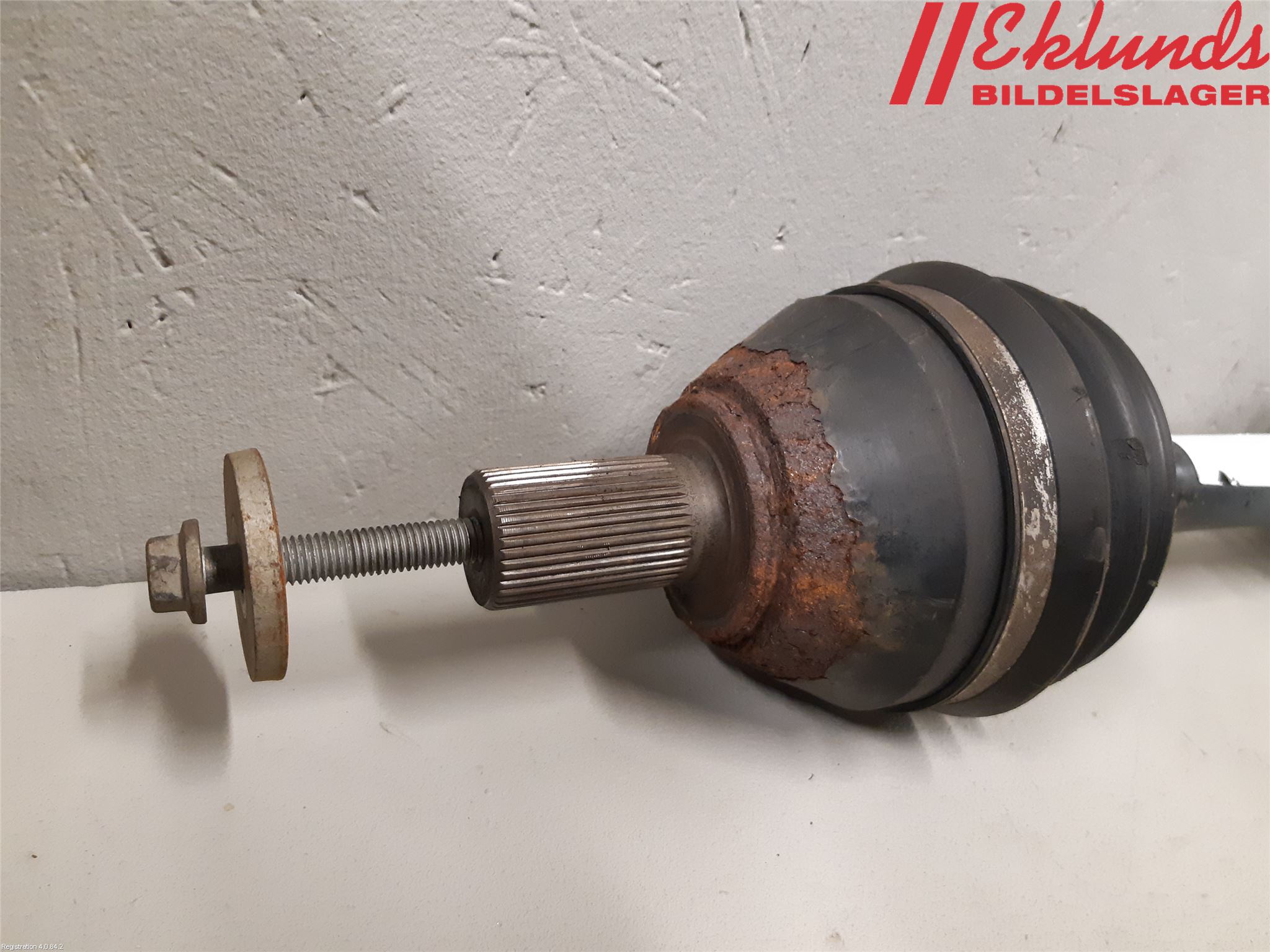 Volvo V70 08-13 Drivaxel Fram Höger