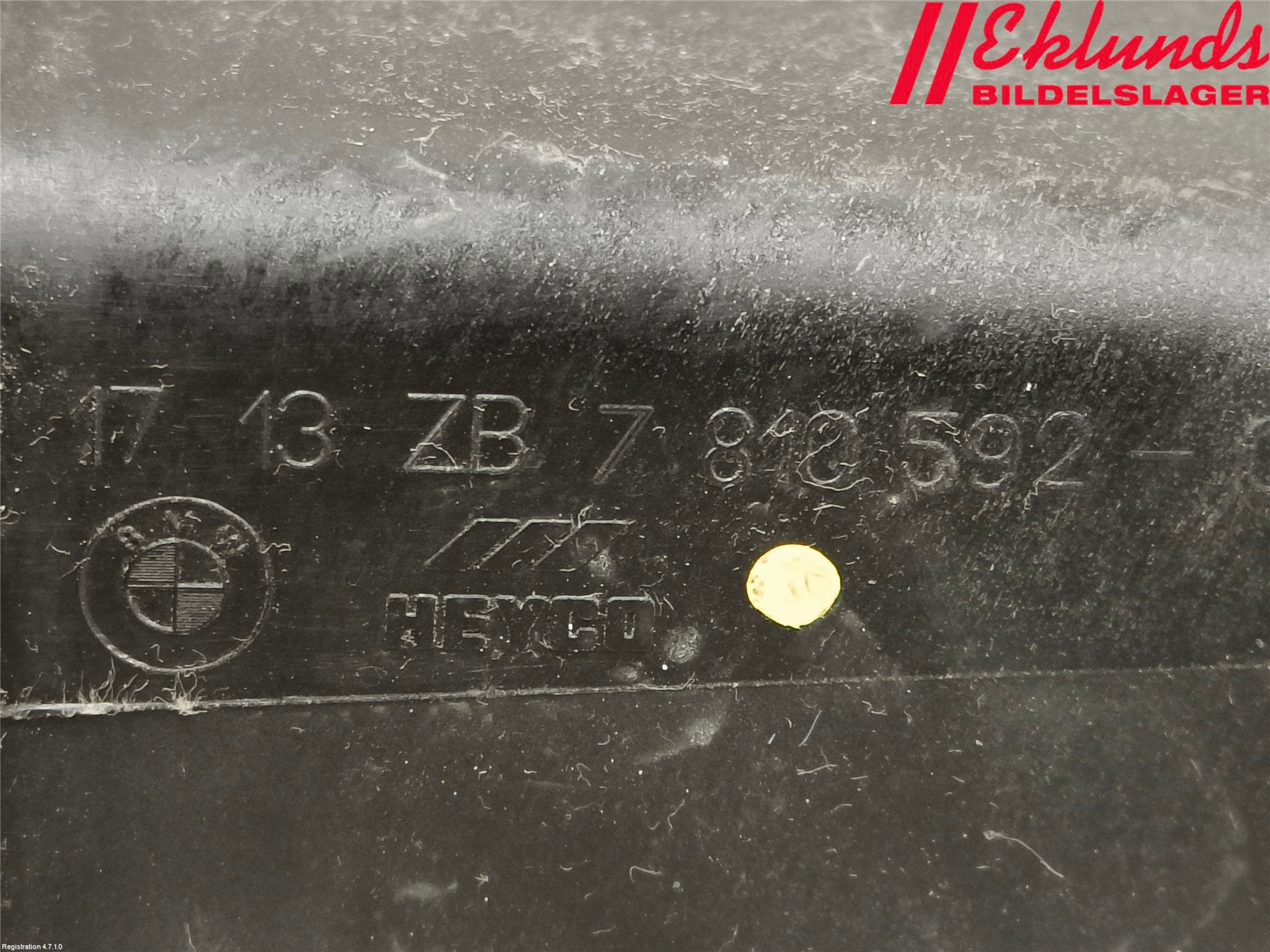 BMW 1 E87/81 5D/3D 03-11 Expansionstank