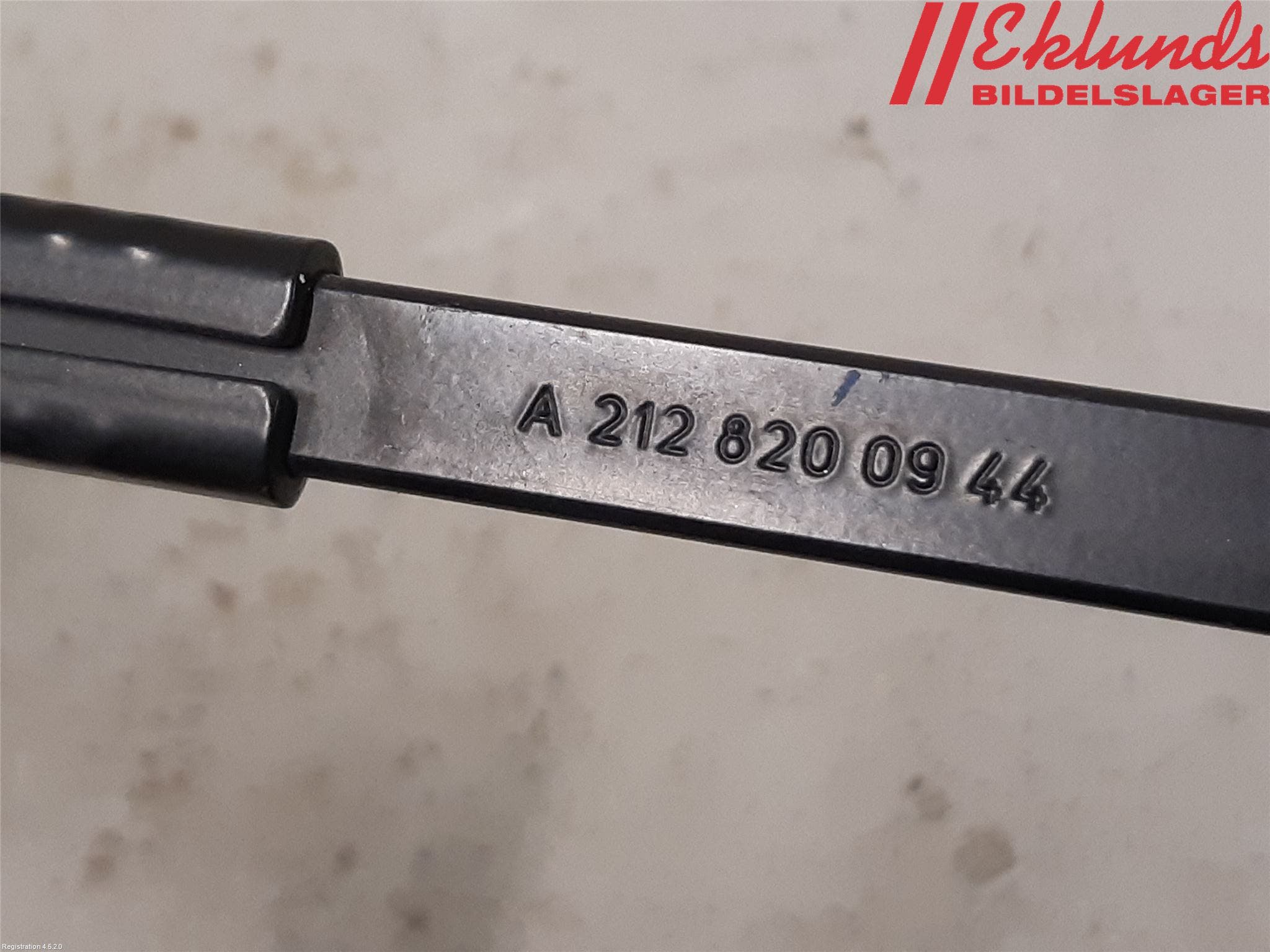 Mercedes-Benz MB E-KLASS (W212) 09-16 Torkararm Armar Vindruta