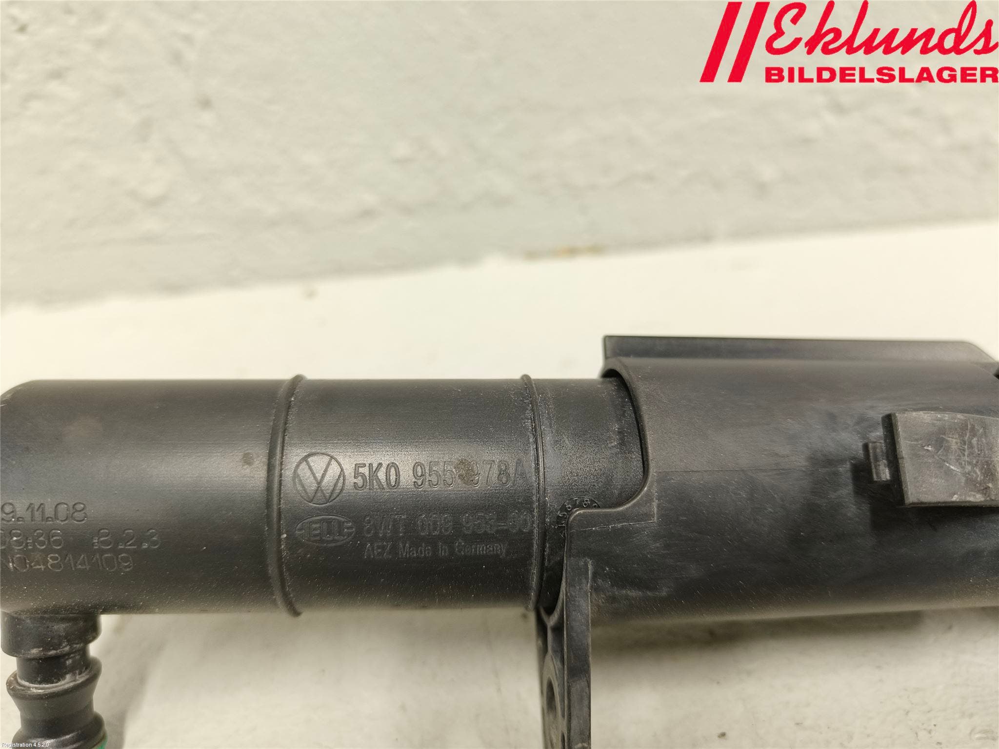 Volkswagen VW GOLF VI 09-13 Spolarmunstycke Strålkastare