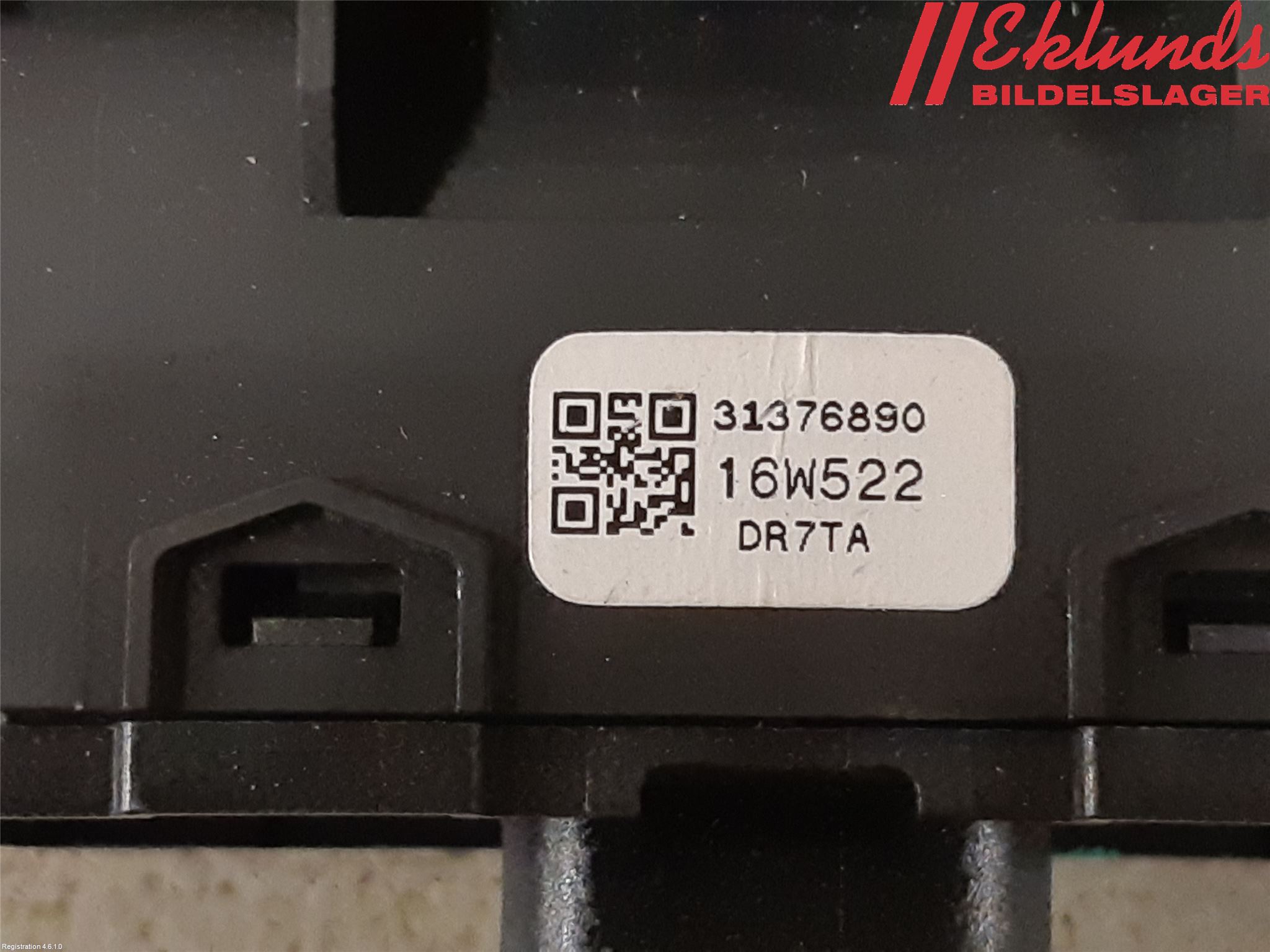 Volvo V90 17->> Strömställare Baklucka