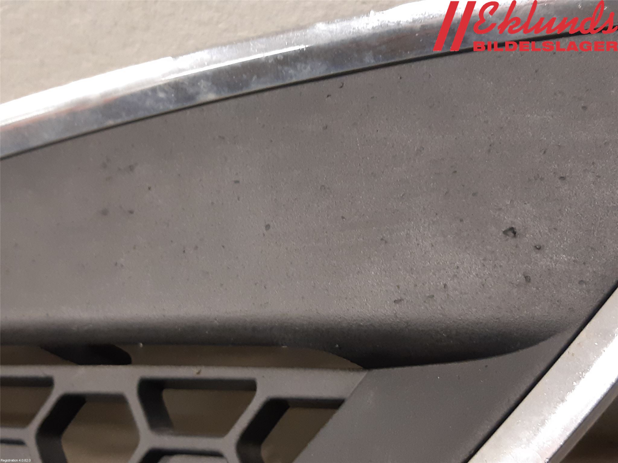 Volvo V60 11-13 Stöt Utfyllnad-List-Grill