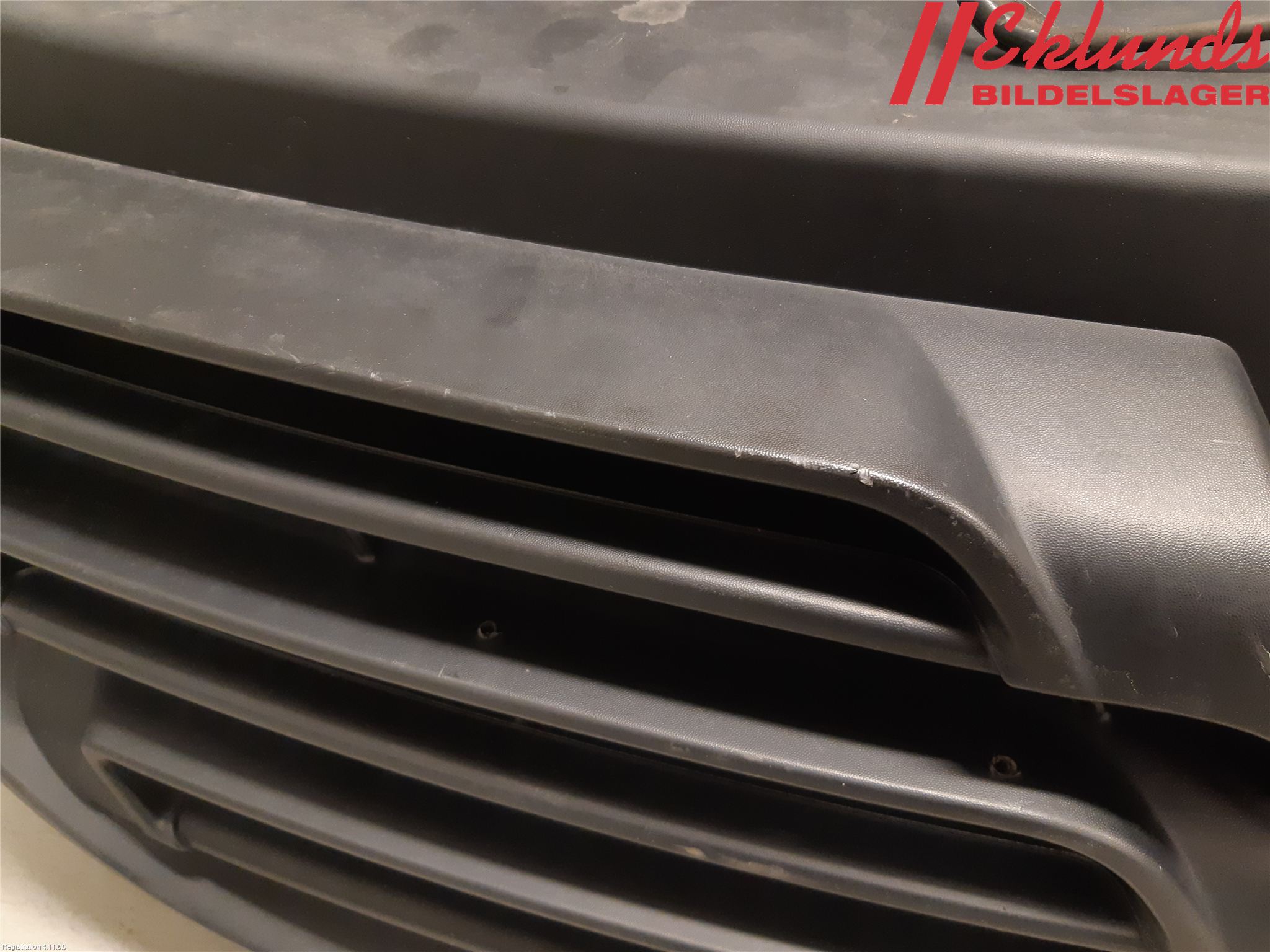 Renault TRAFIC/E-TECH 15- Grill Komp