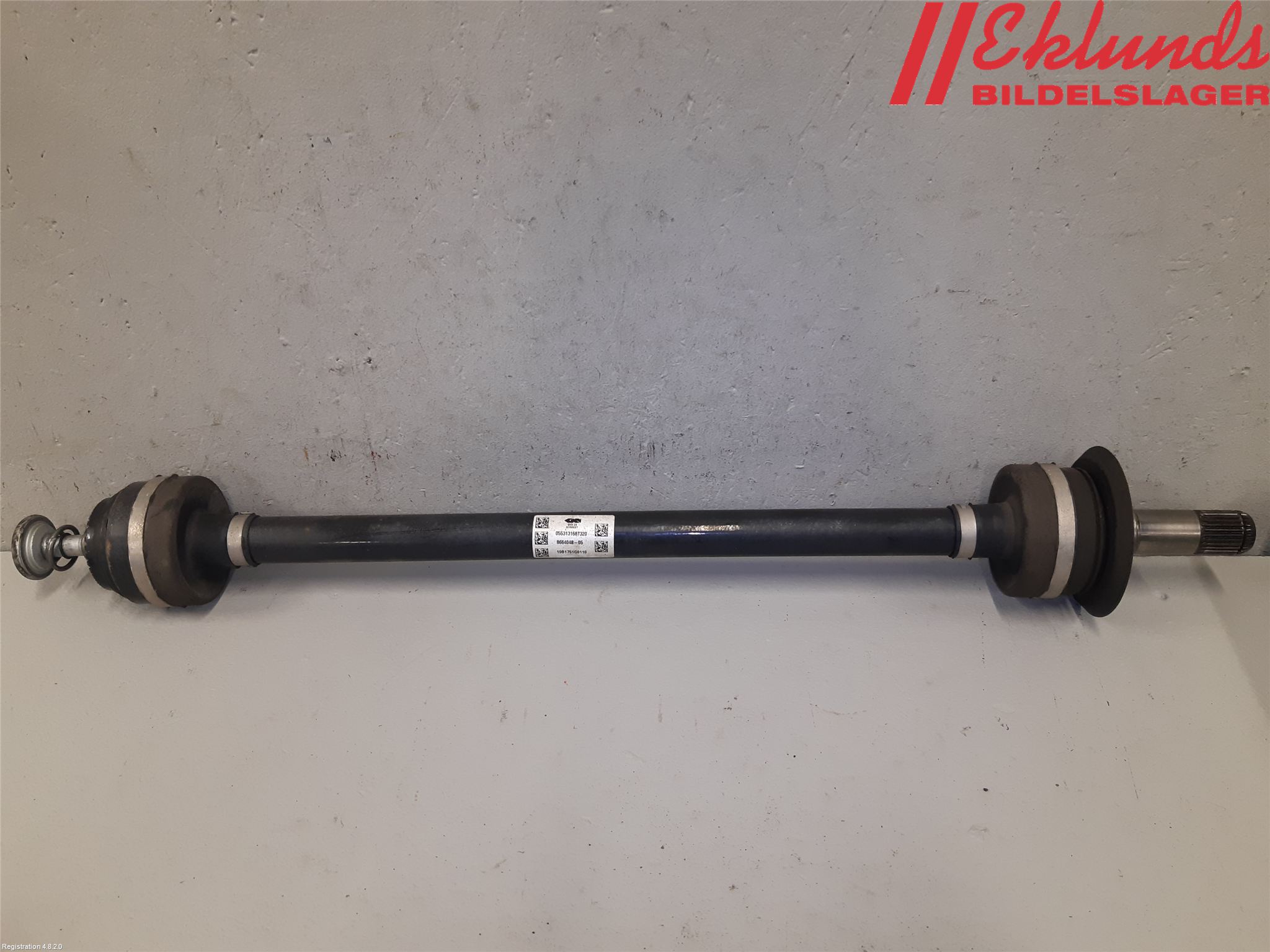 BMW 5 G30/G31/F90 17-23 Drivaxel Bak Höger