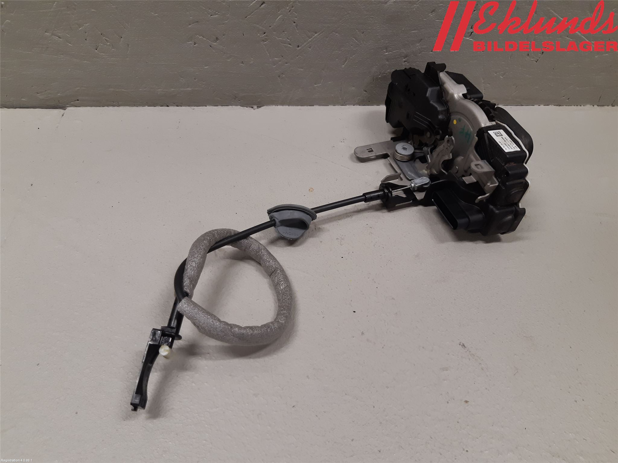 Volvo V40 12-19 Låskista-Dörrlås