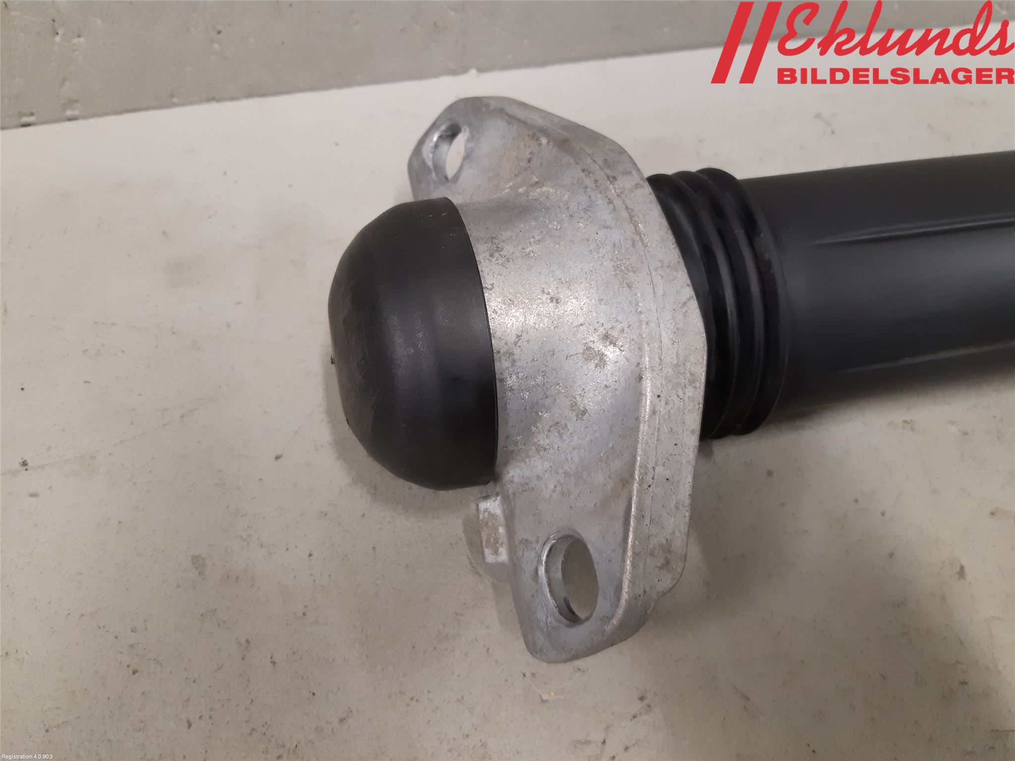 Toyota COROLLA 19- Stötdämpare Bak