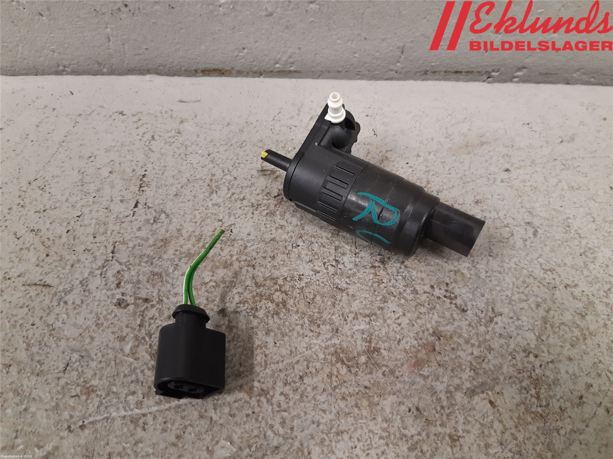 Skoda SUPERB 16-24 Spolarpump Vindruta