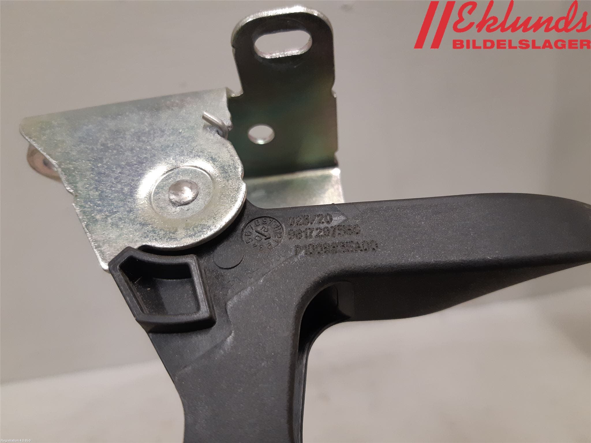 Peugeot PARTNER/E-PARTNER 19- Huvlås