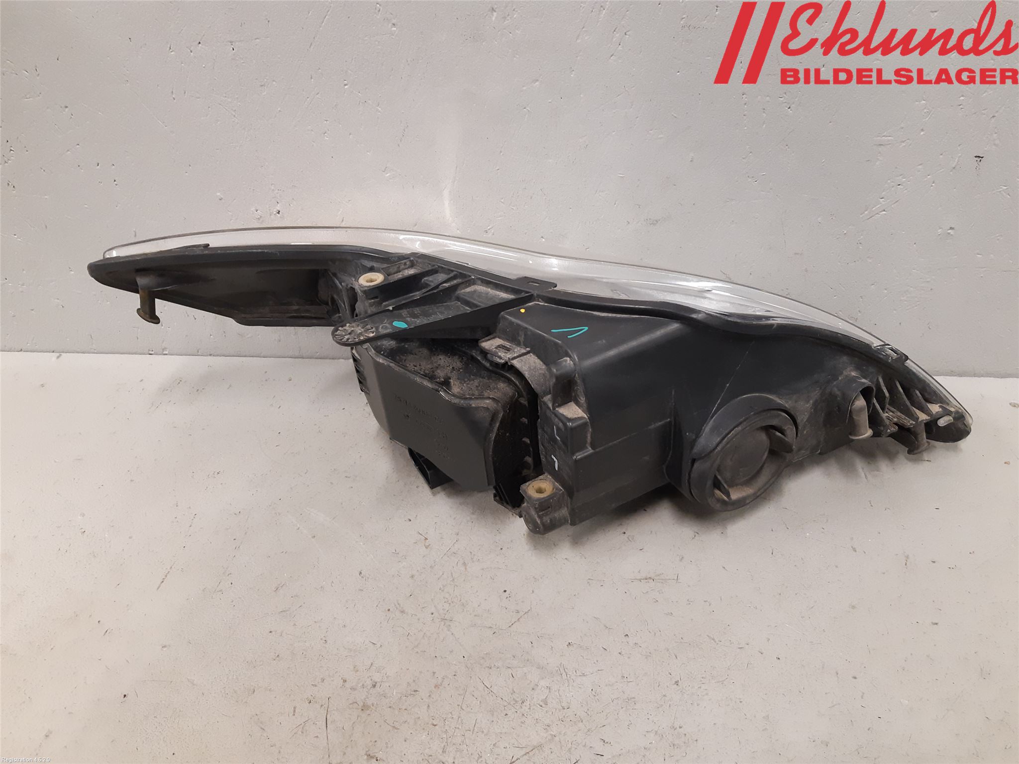 Ford MONDEO 07-15 Strålkastare Vänster