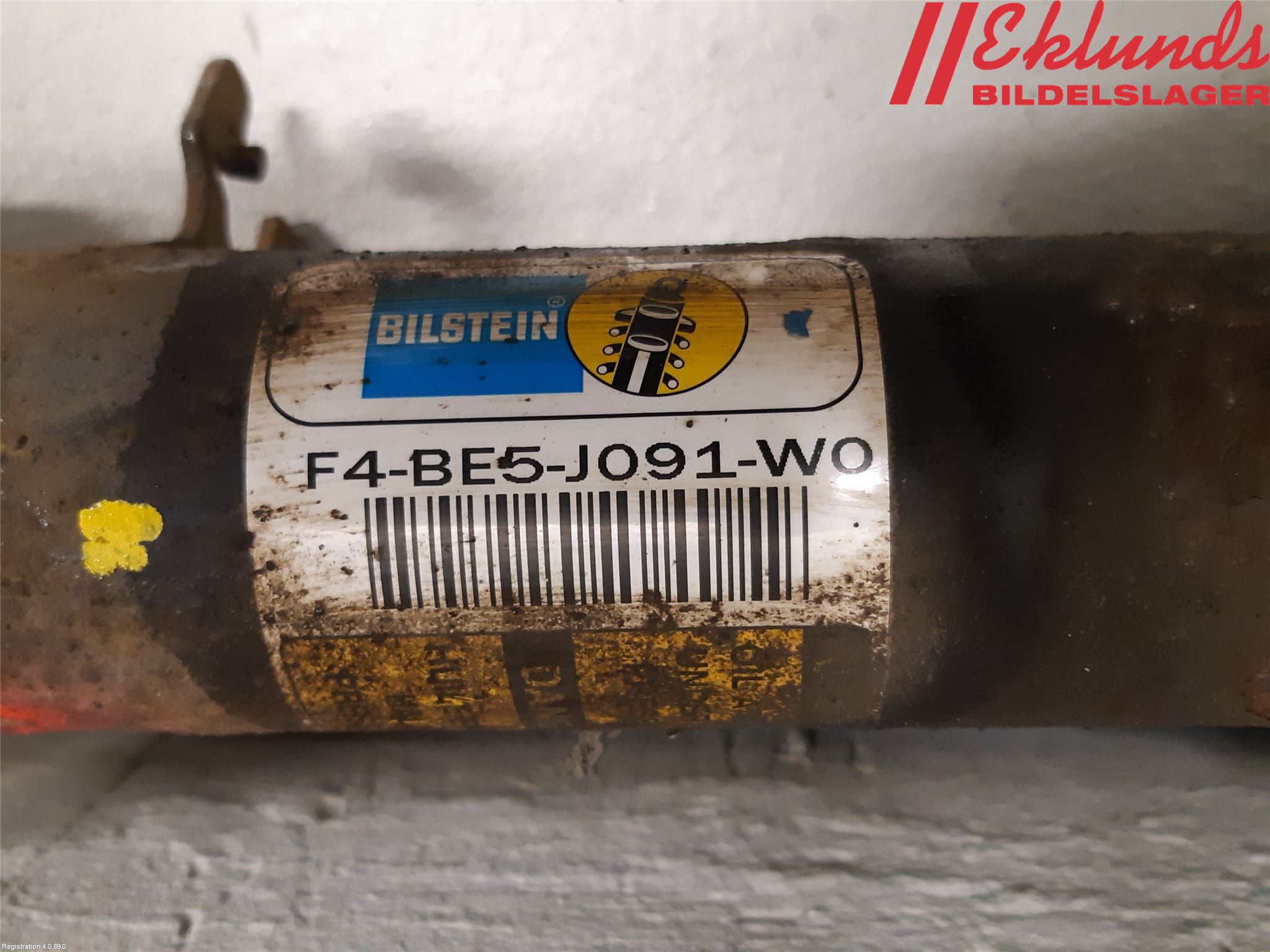 Tesla MODEL S 13- Fjäderben Fram Vänster