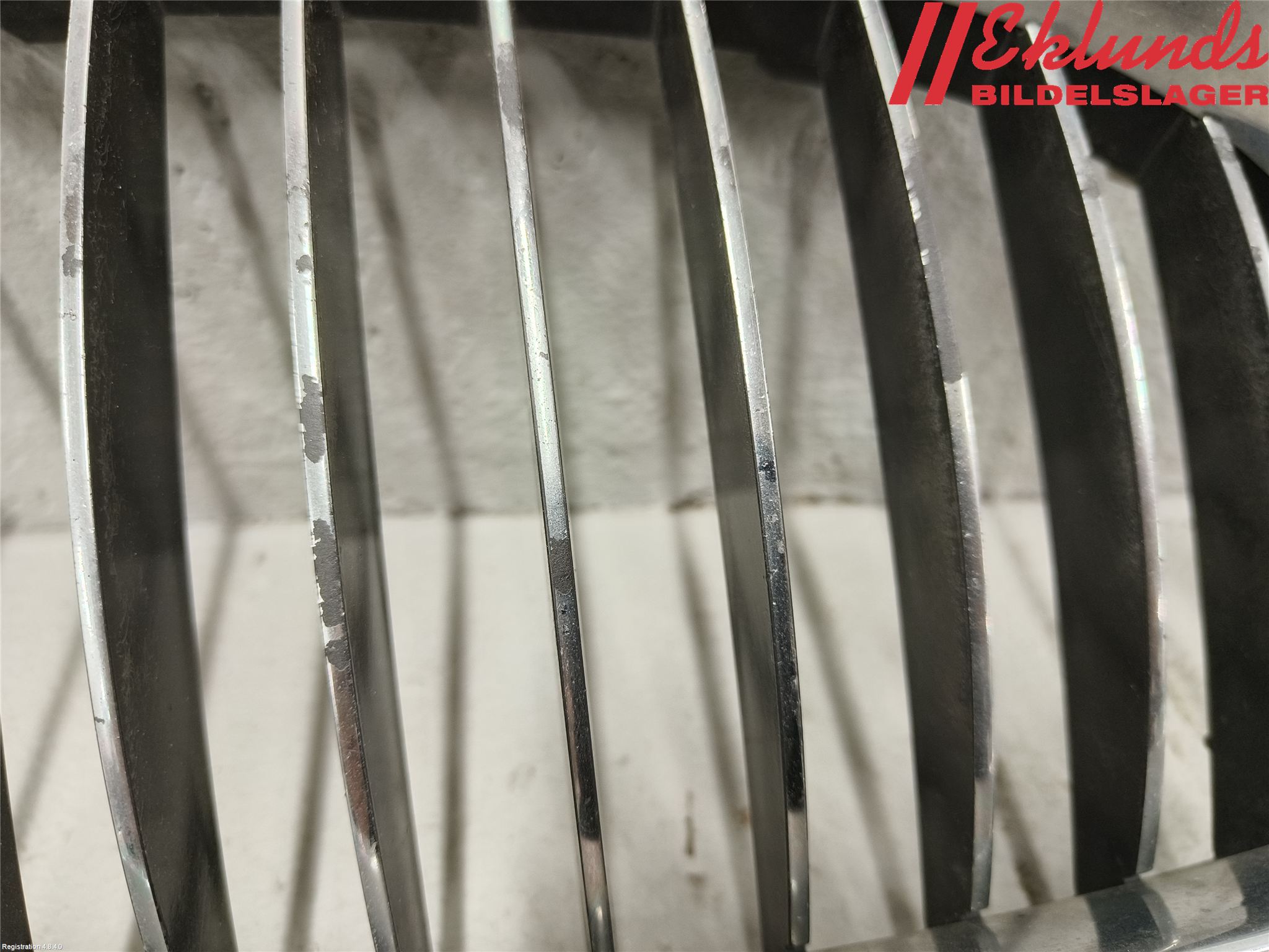 BMW 5 E60/61 Sed/Tou 02-10 Grilldel Mitt