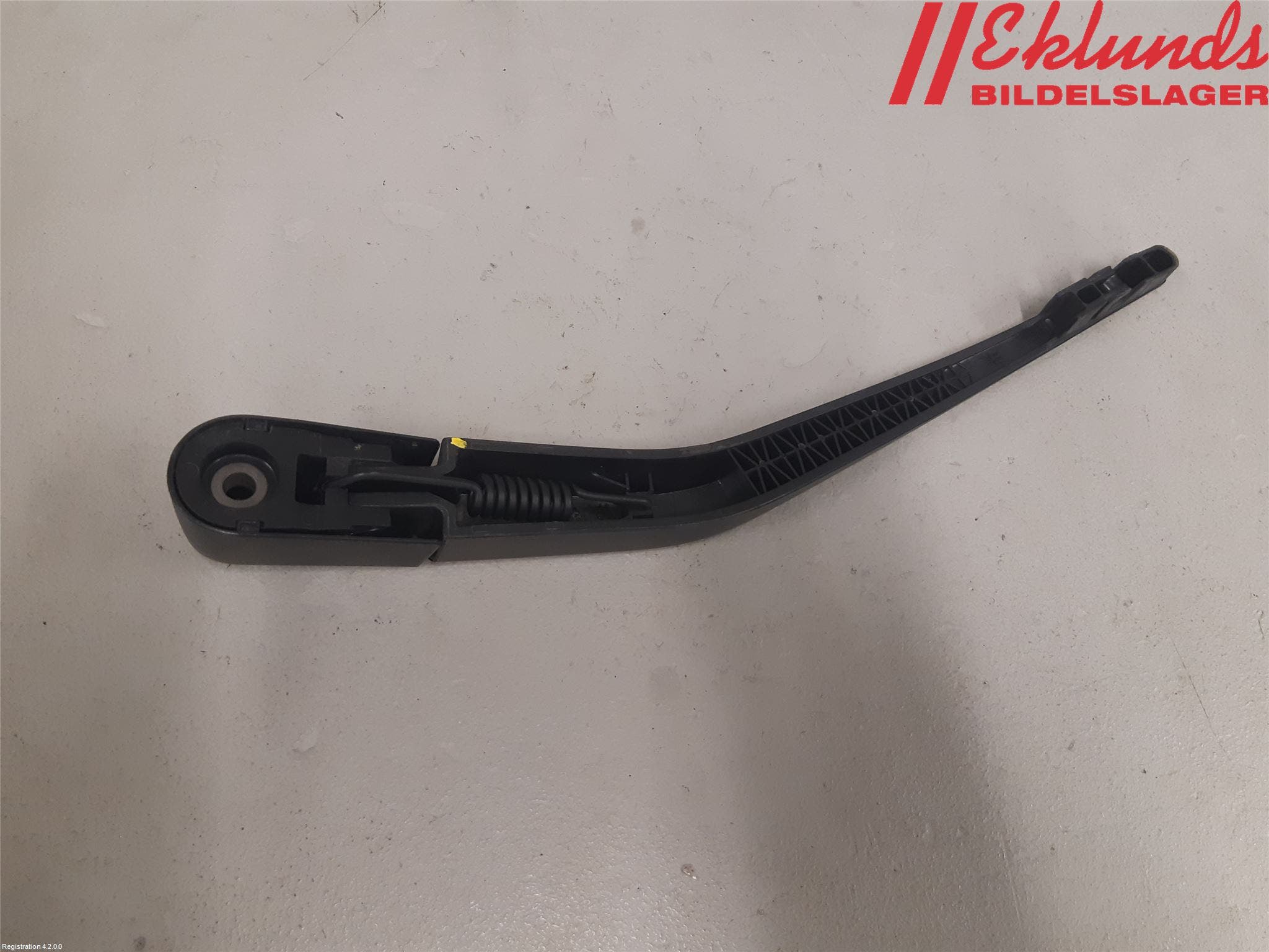 BMW 1 F20/F21 11-19 Torkararm-Bakruta