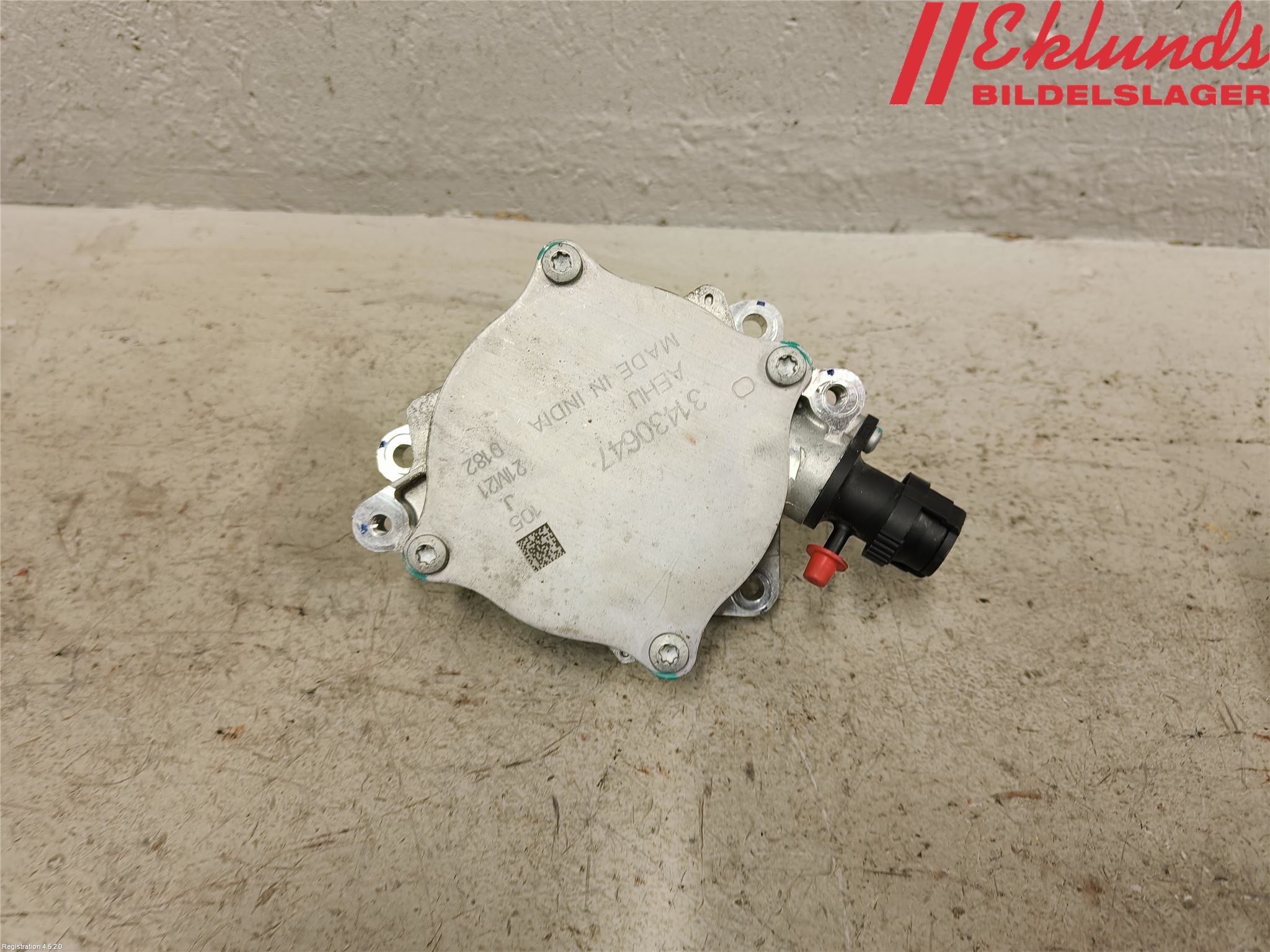 Volvo V90 17->> Vakuumpump
