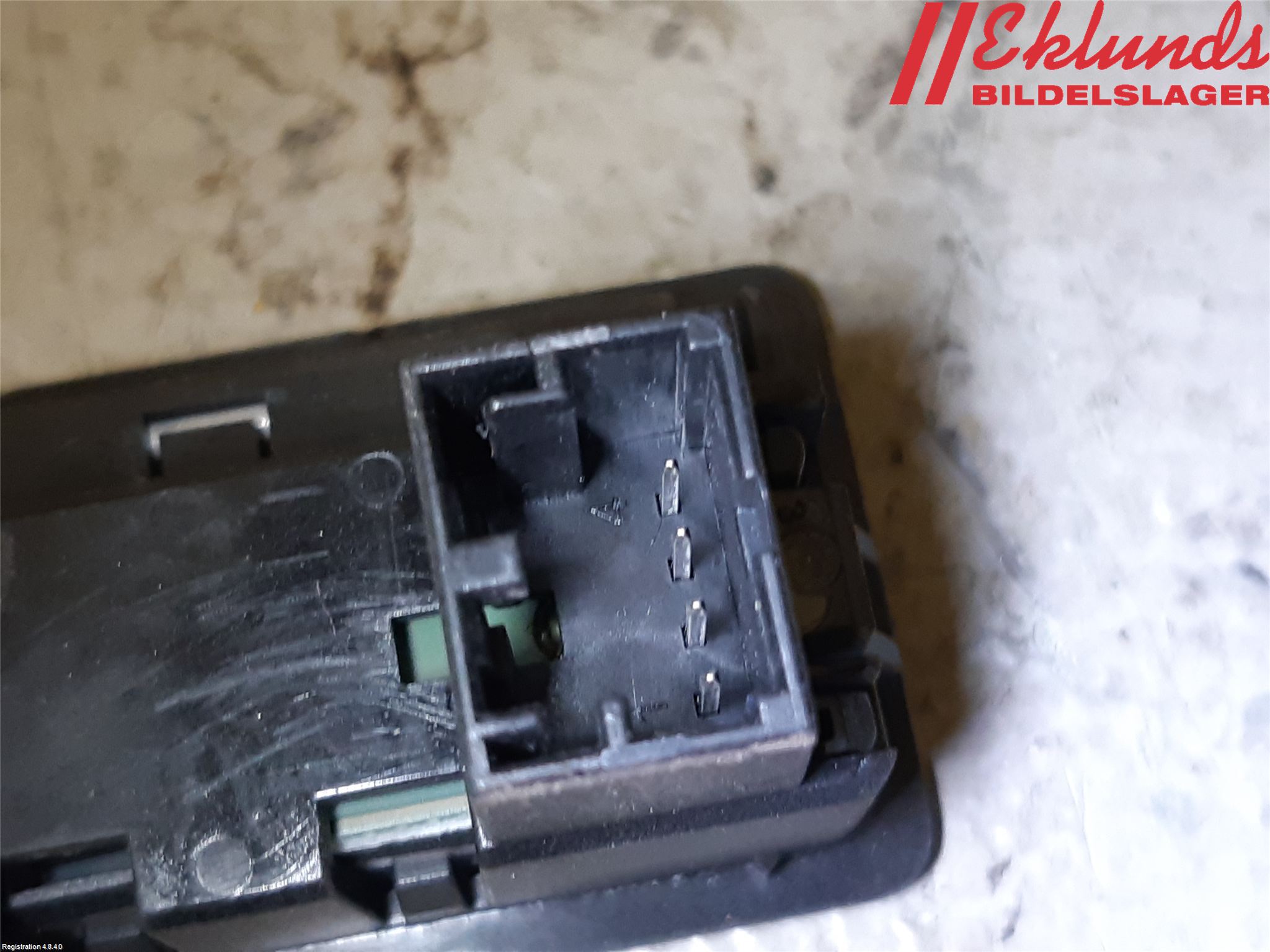 Volkswagen VW TIGUAN 16-24 Bakluckeöppnare Automatisk