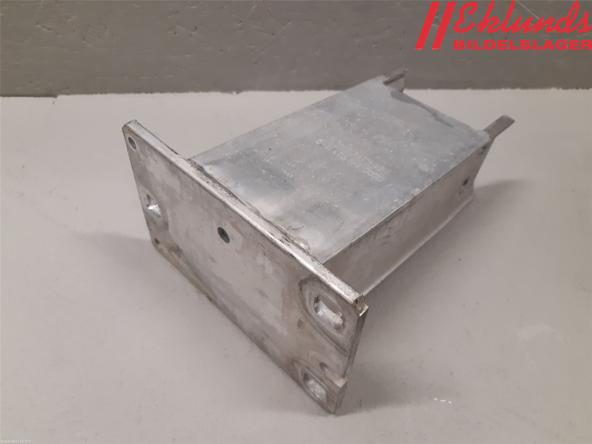 Audi A4/S4 08-11 Stötfångarbärjärn Fram