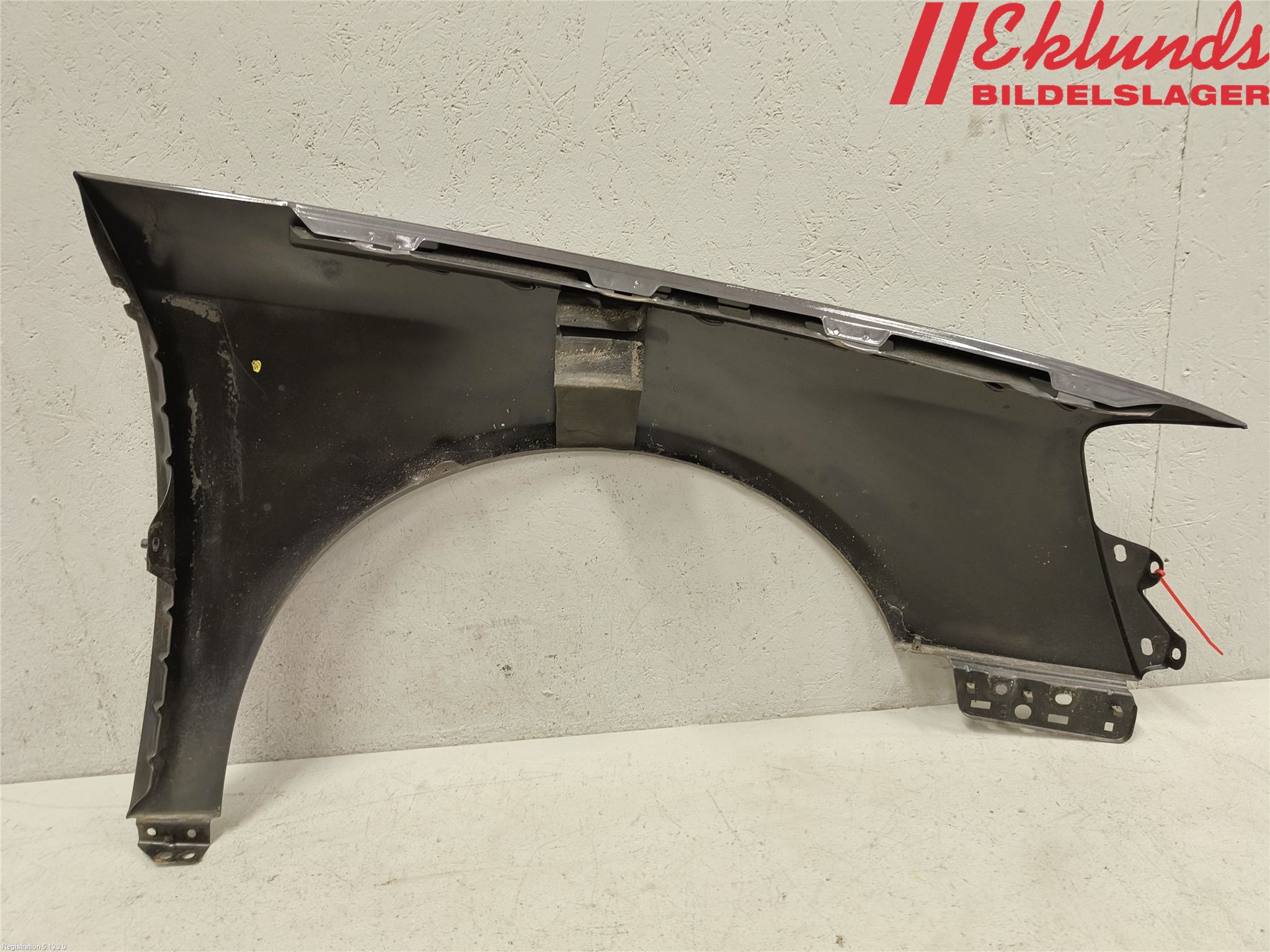 Volkswagen VW PASSAT 05-11 Skärm Fram Vänster