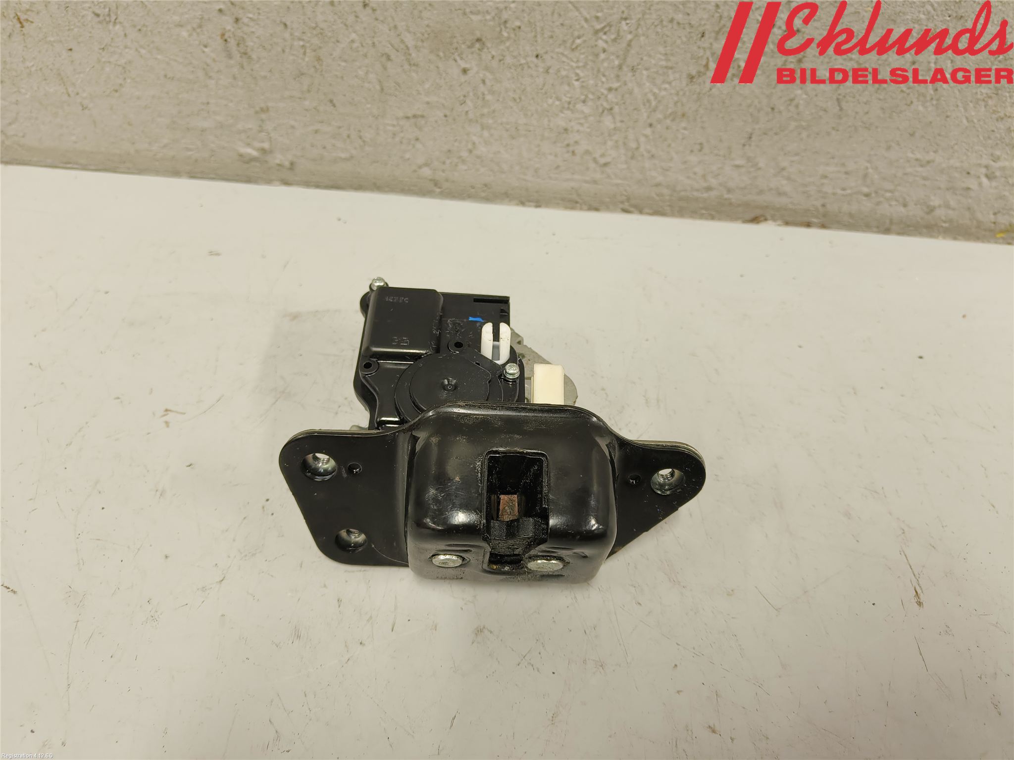 Fiat FREEMONT Låskista Baklucka