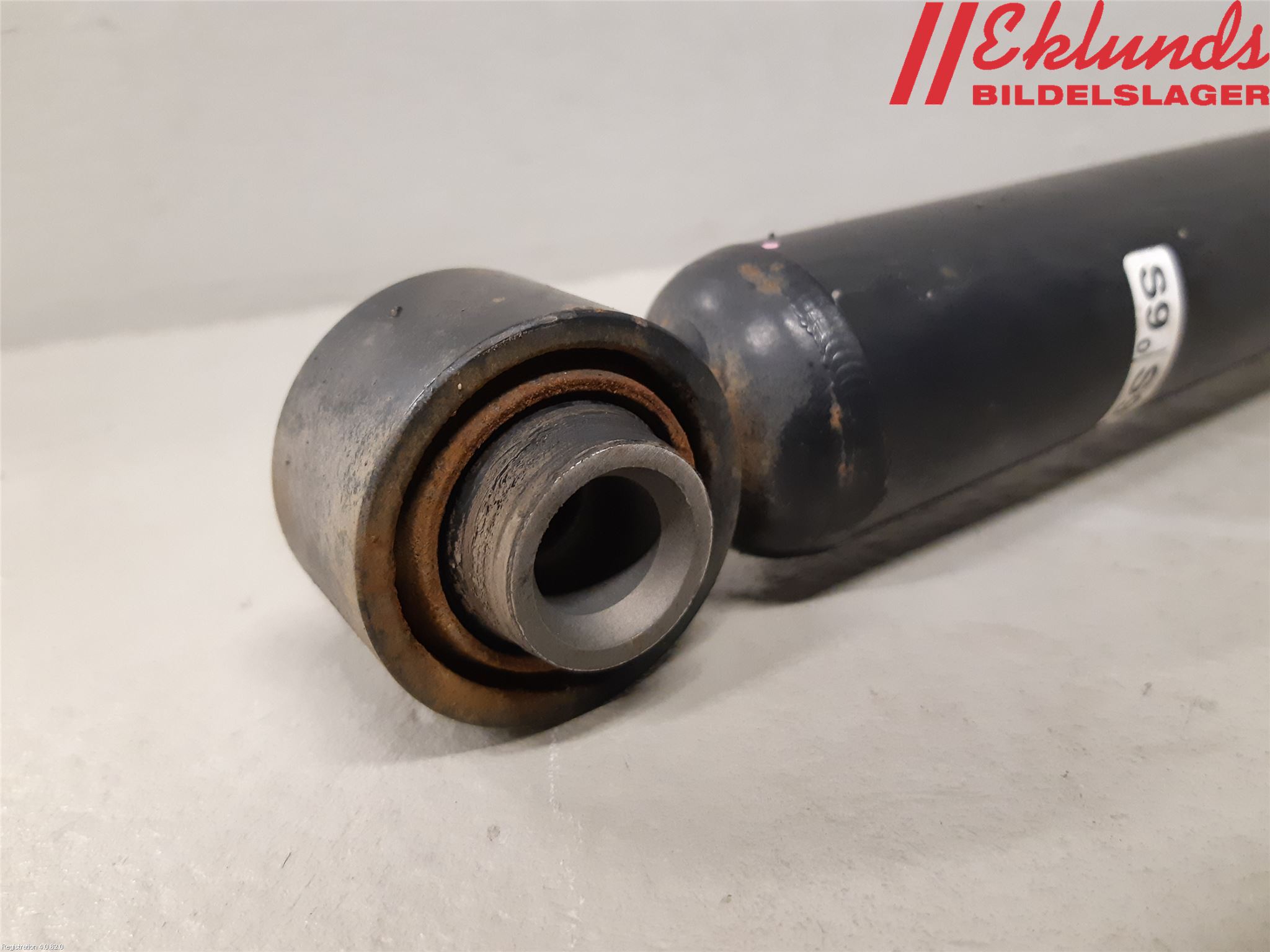 Toyota COROLLA 19- Stötdämpare Bak